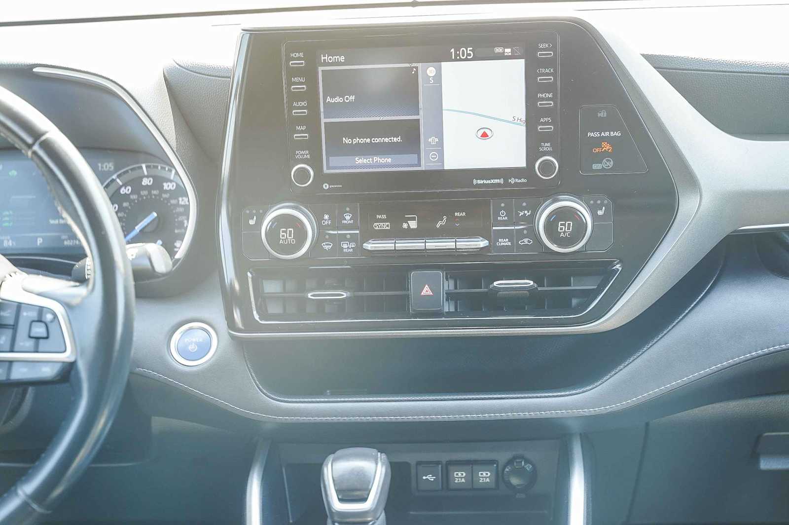 Thumbnail: 2021 Toyota Highlander - 13