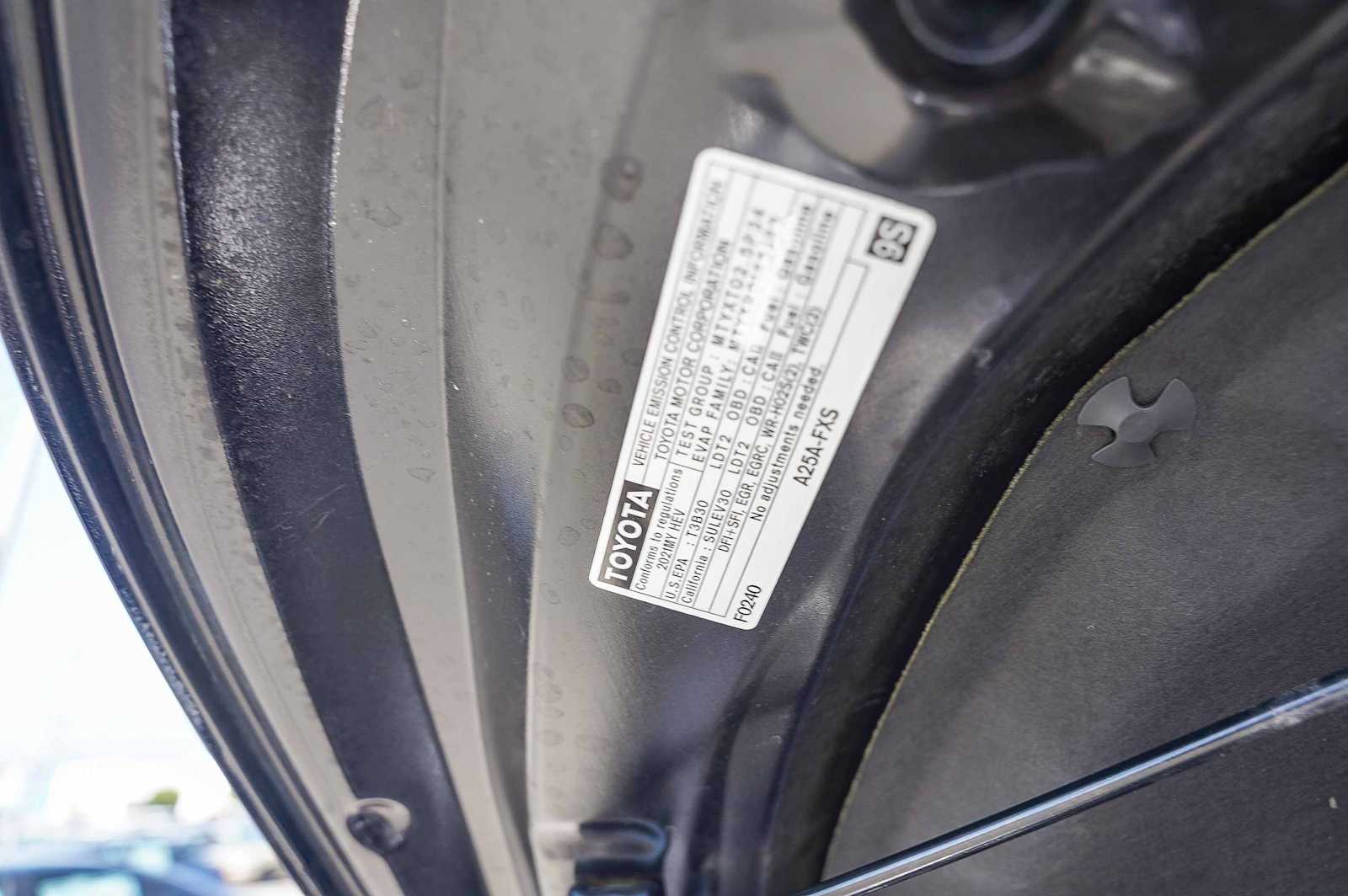 Thumbnail: 2021 Toyota Highlander - 31