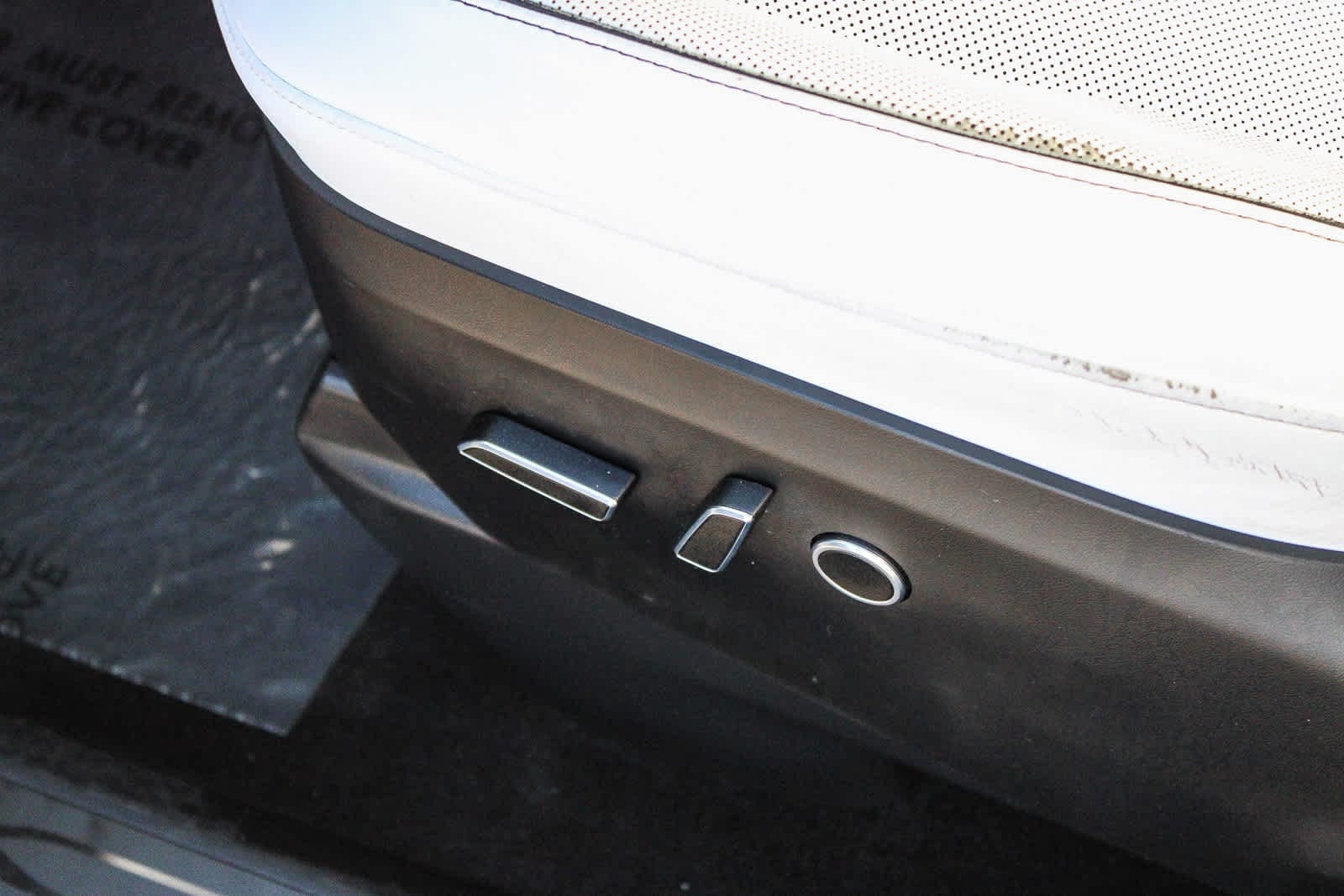 Thumbnail: 2022 Tesla Model X - 23