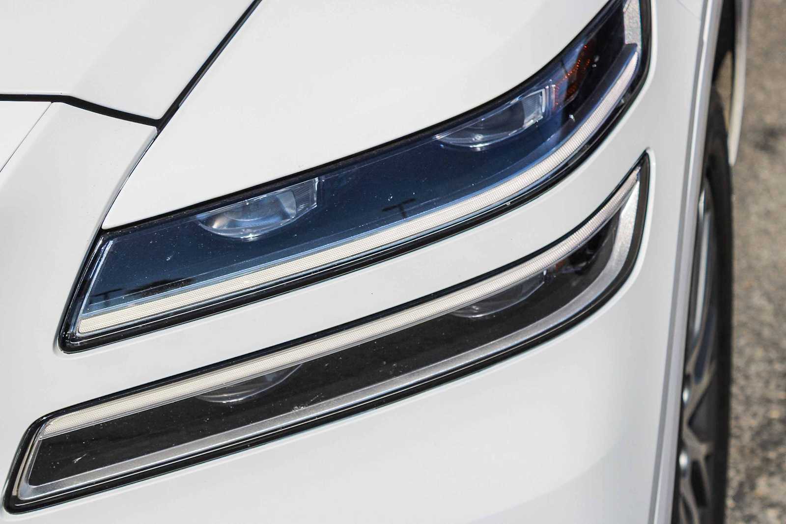 Thumbnail: 2023 Genesis GV80 - 10