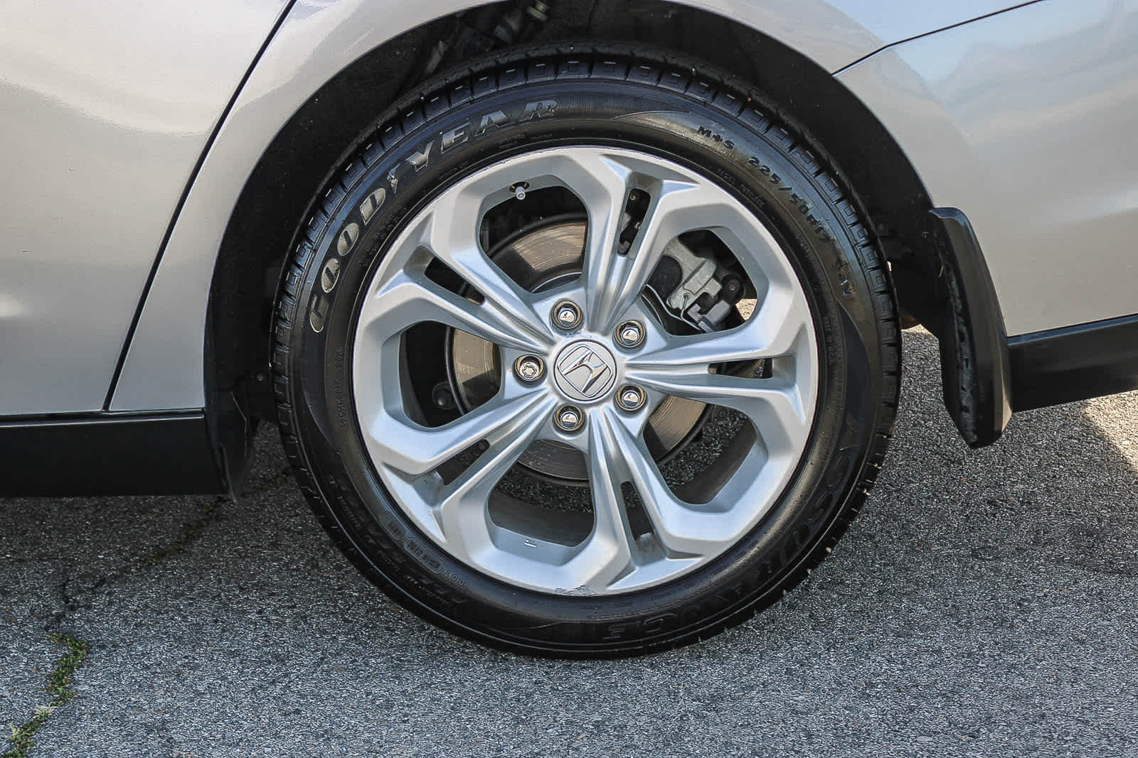 2023 Honda Accord LX photo 3