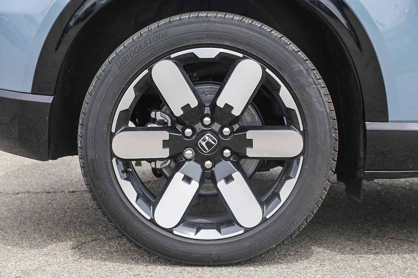 Thumbnail: 2026 Honda Prologue - 11