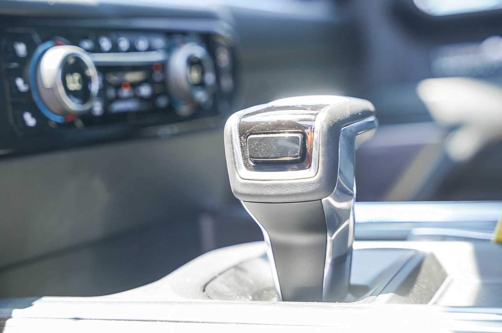 Thumbnail: 2023 Chevrolet Silverado 1500 - 22