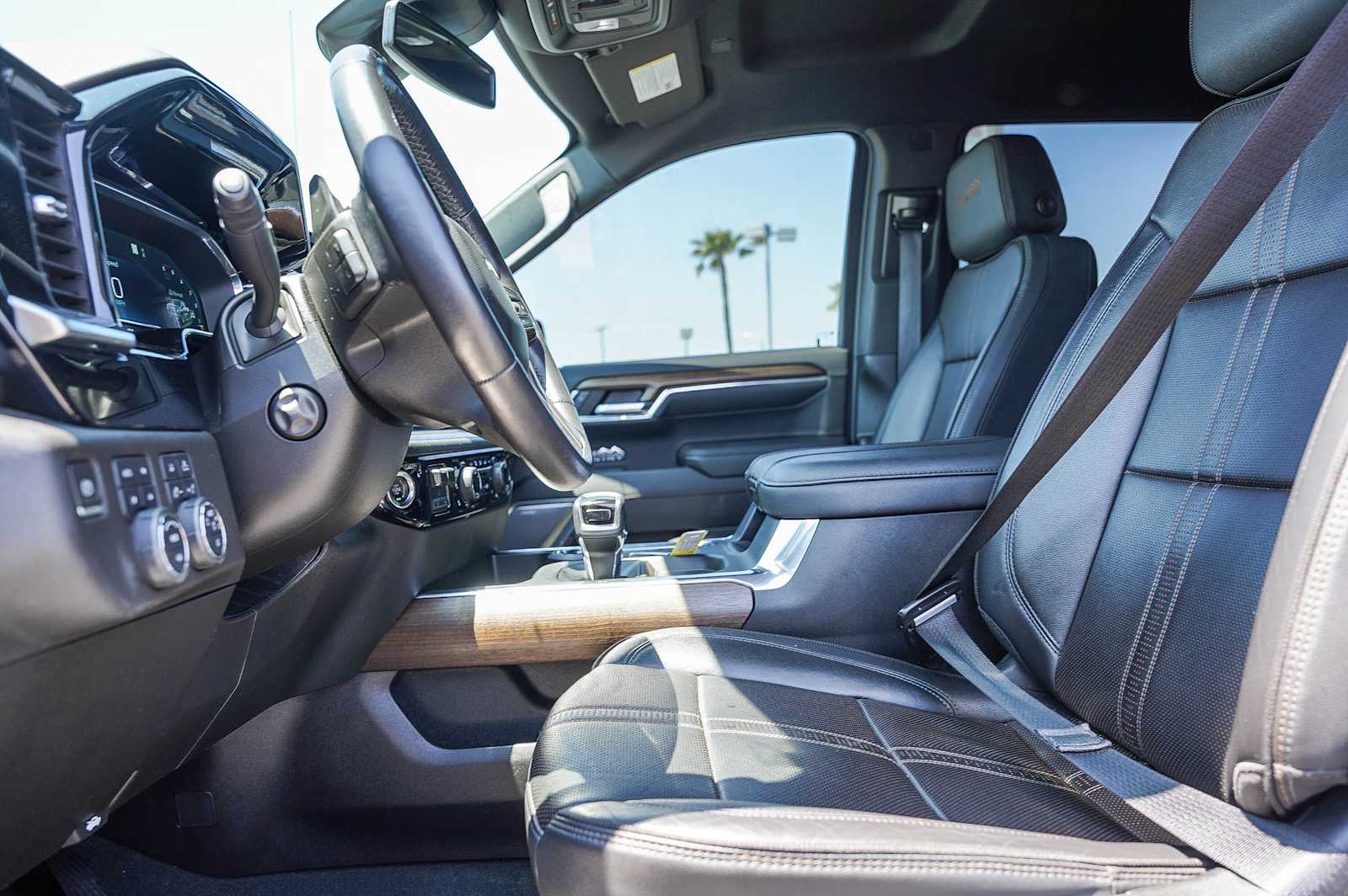 Thumbnail: 2023 Chevrolet Silverado 1500 - 17