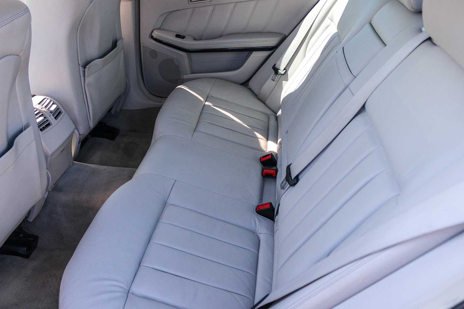 Thumbnail: 2014 Mercedes-Benz E-Class - 18