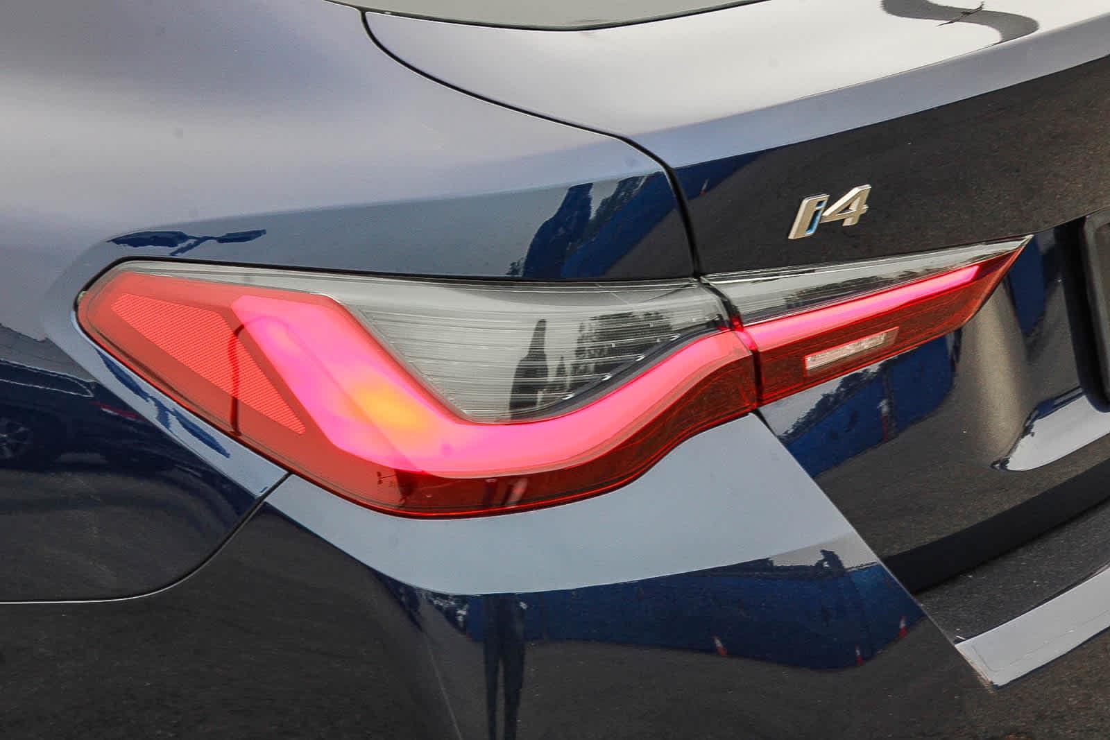 Thumbnail: 2023 BMW i4 - 8