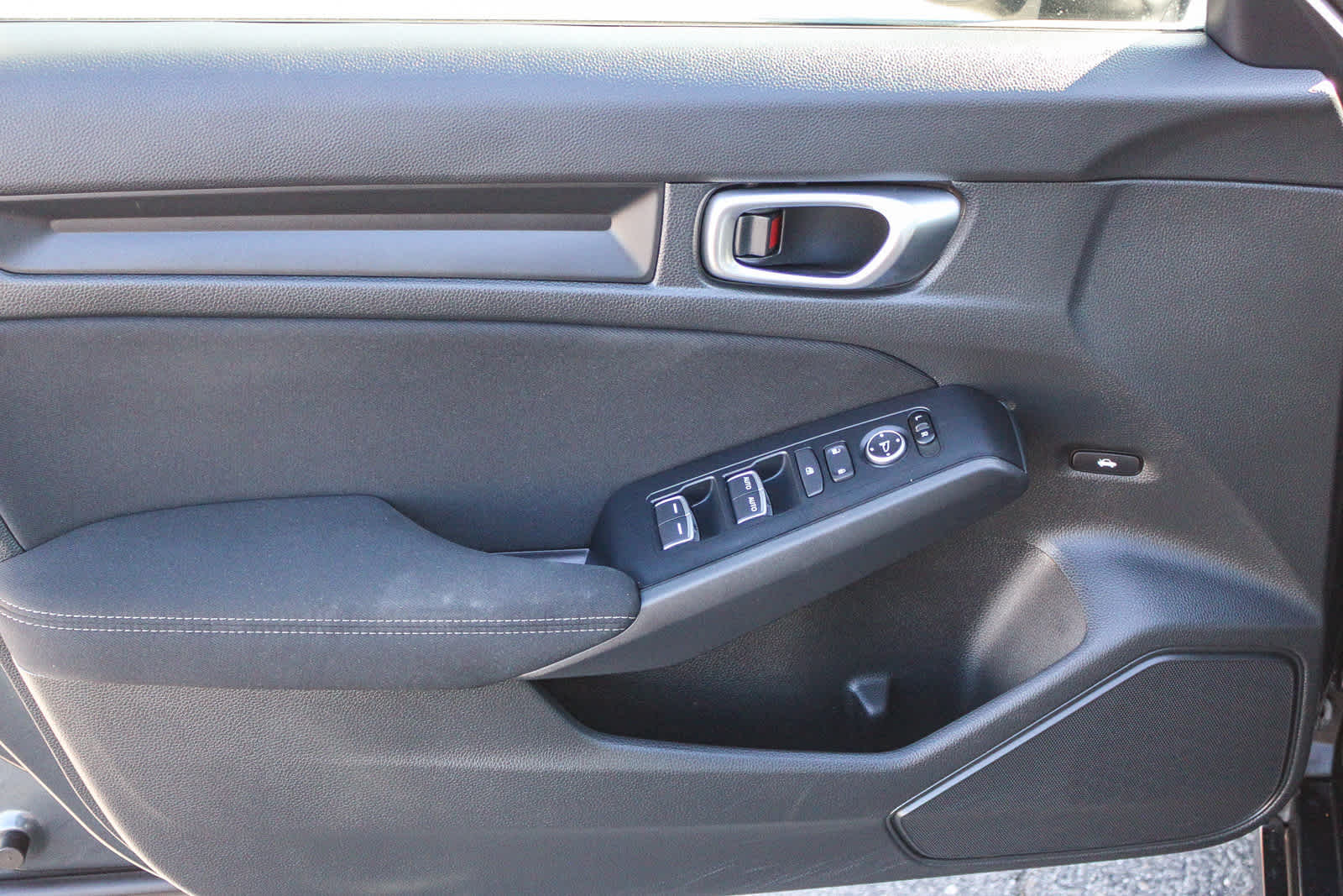 Thumbnail: 2023 Honda Civic - 16