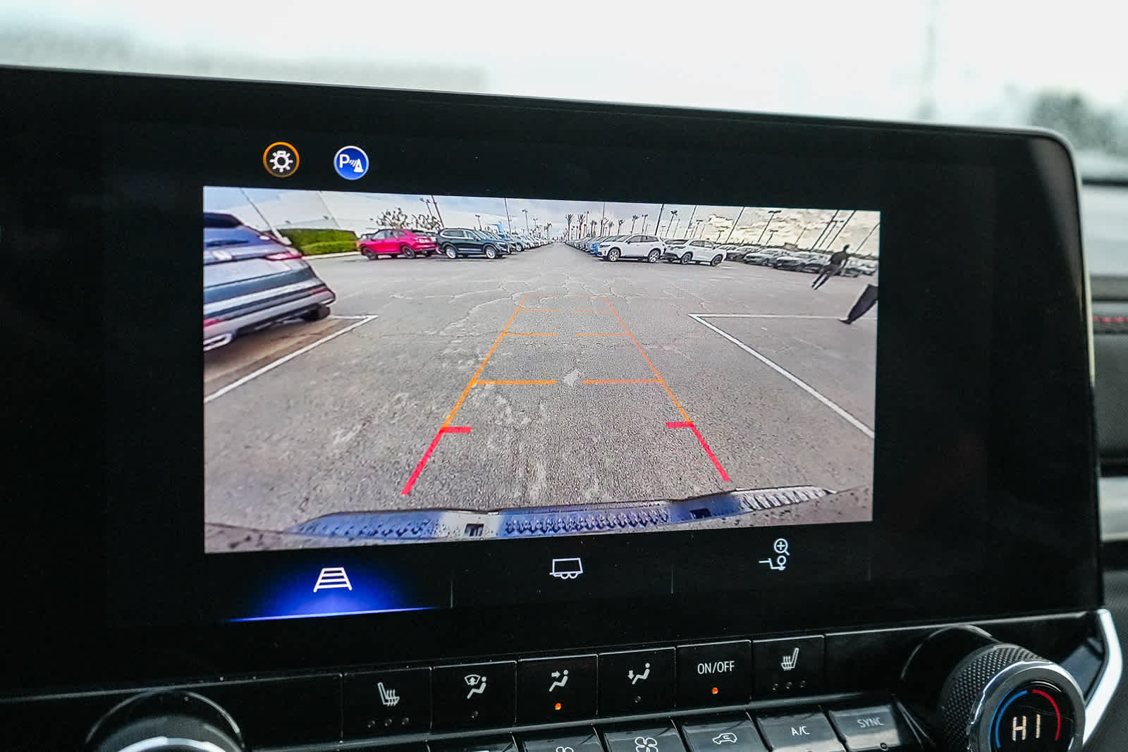 Thumbnail: 2024 Chevrolet Colorado - 23