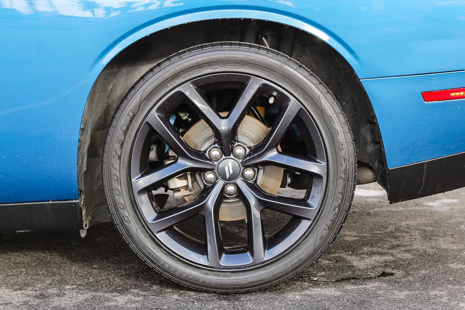 2021 Dodge Challenger GT photo 3