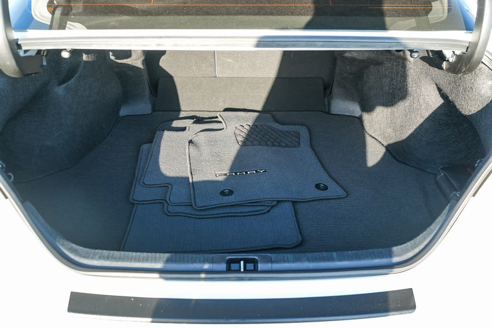 Thumbnail: 2023 Toyota Camry - 25