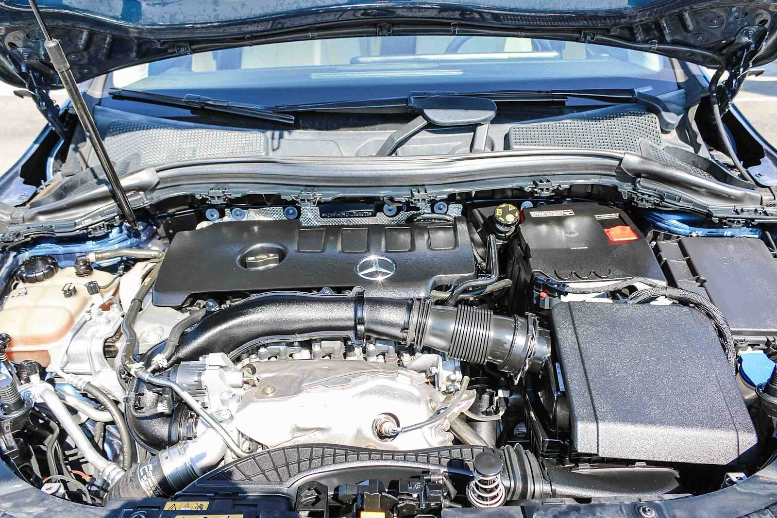 Thumbnail: 2022 Mercedes-Benz GLA - 28