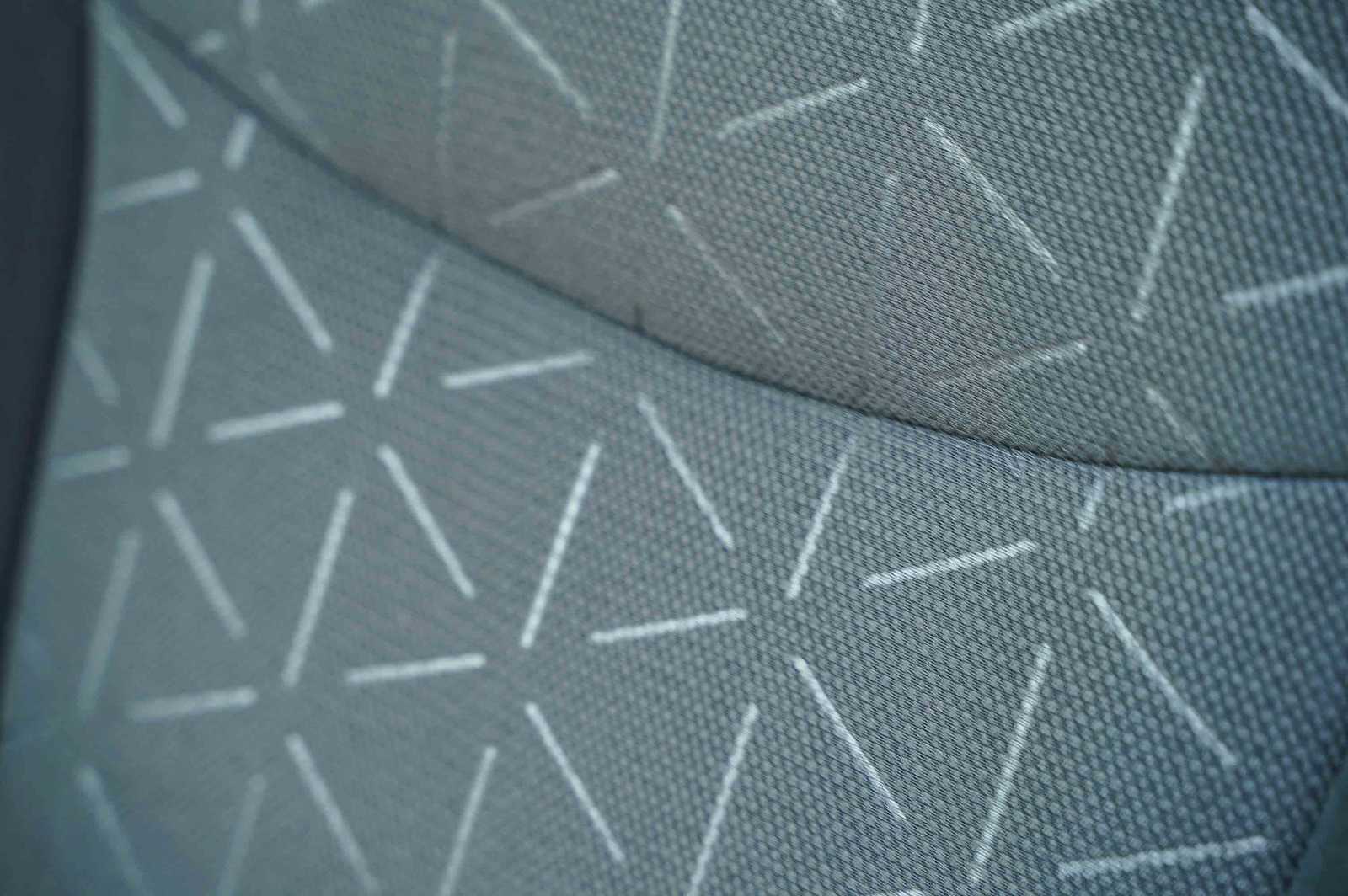 Thumbnail: 2020 Toyota RAV4 - 21