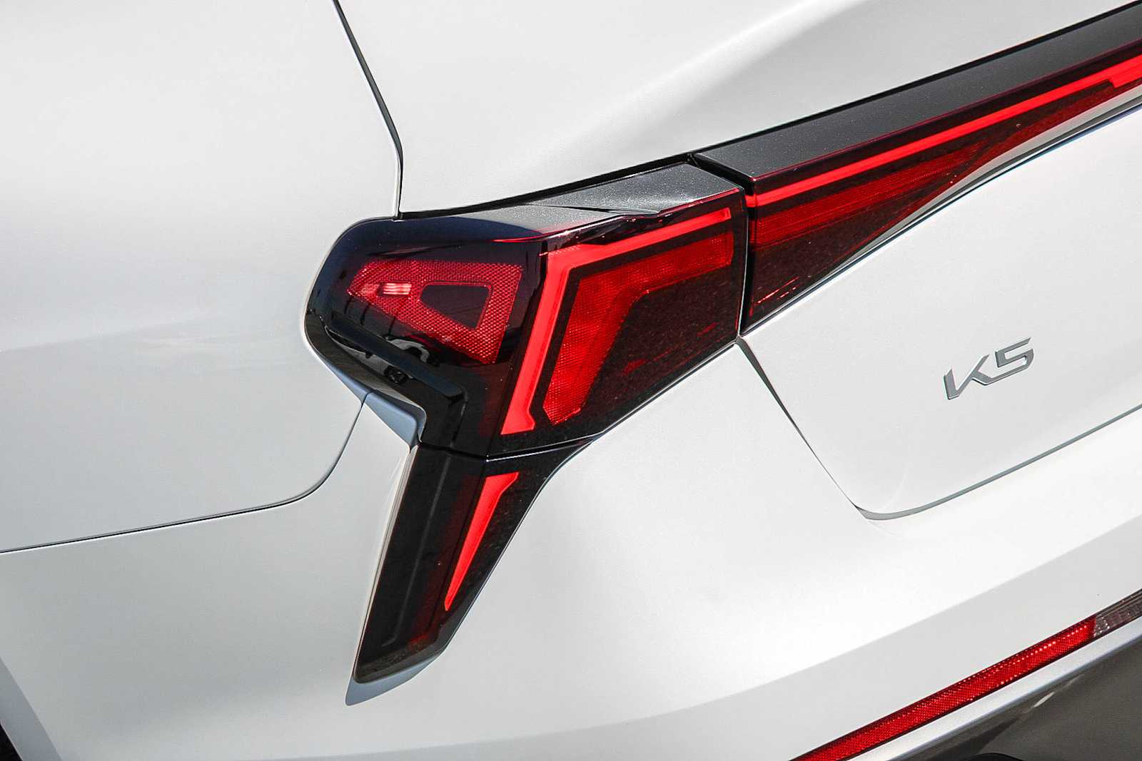 Thumbnail: 2025 Kia K5 - 9