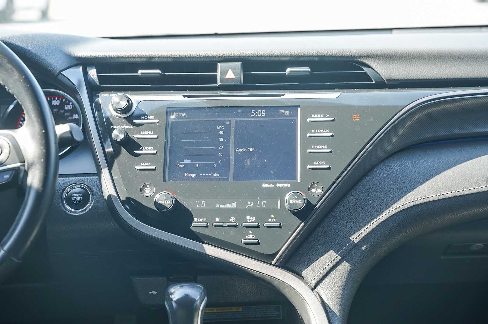Thumbnail: 2020 Toyota Camry - 13