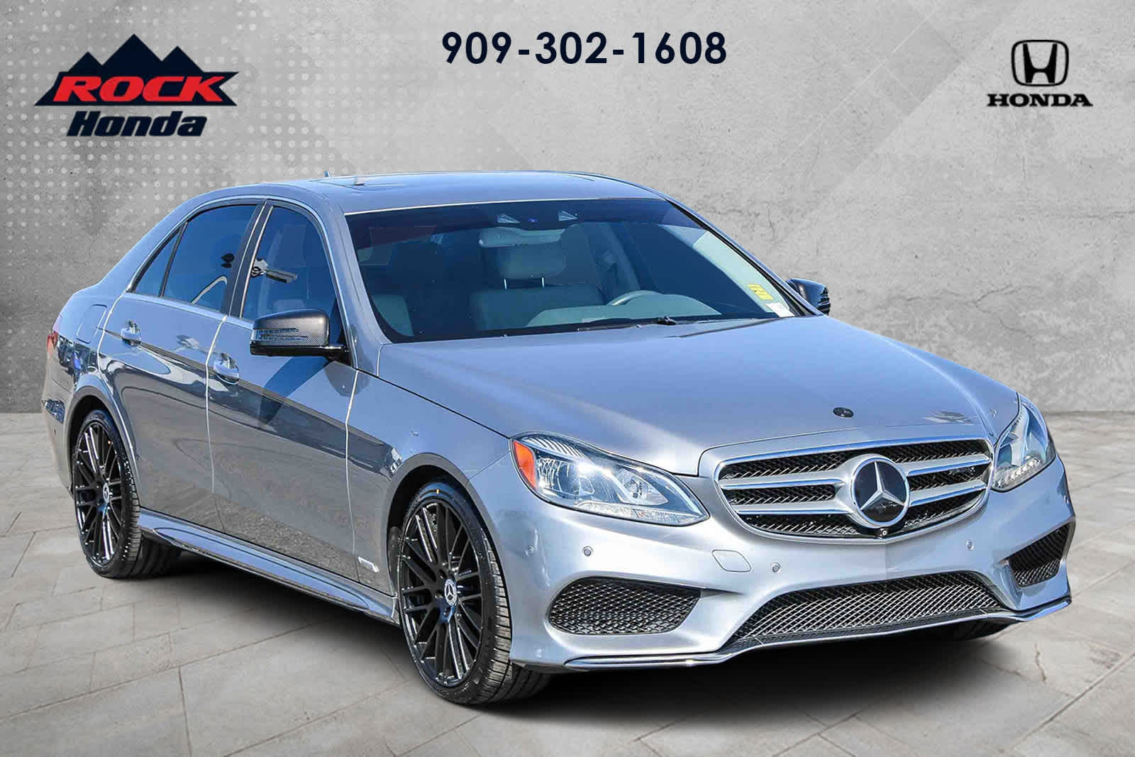 Thumbnail: 2014 Mercedes-Benz E-Class - 3