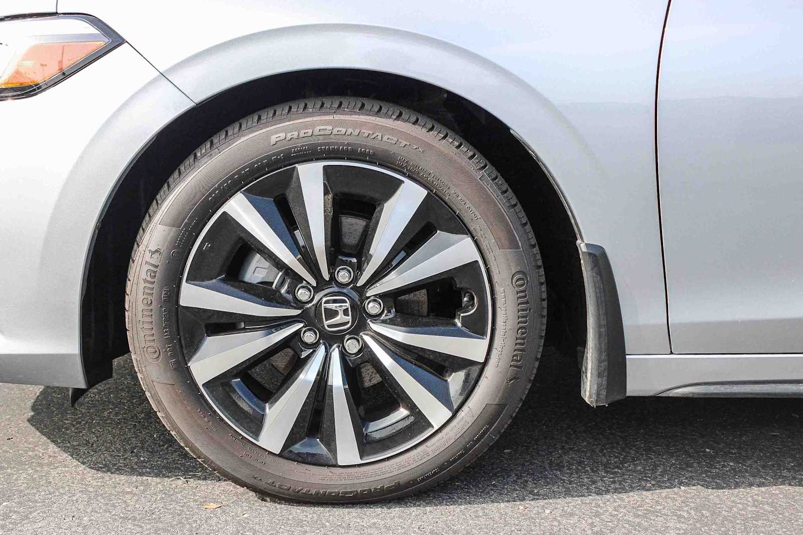 Thumbnail: 2024 Honda Civic - 9