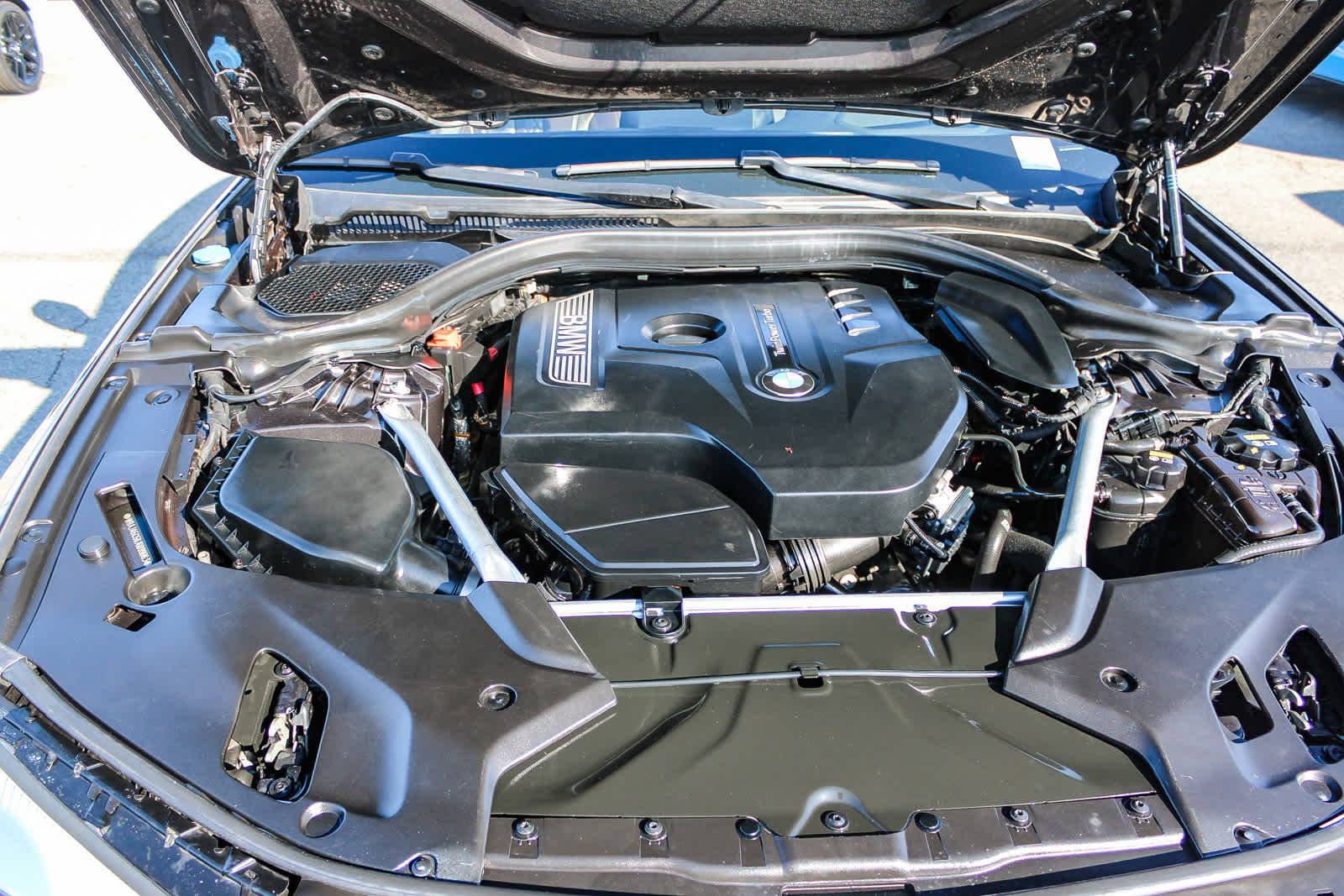 Thumbnail: 2018 BMW 5 Series - 27