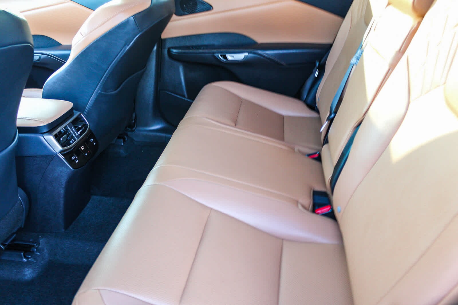 Thumbnail: 2025 Lexus RX - 19