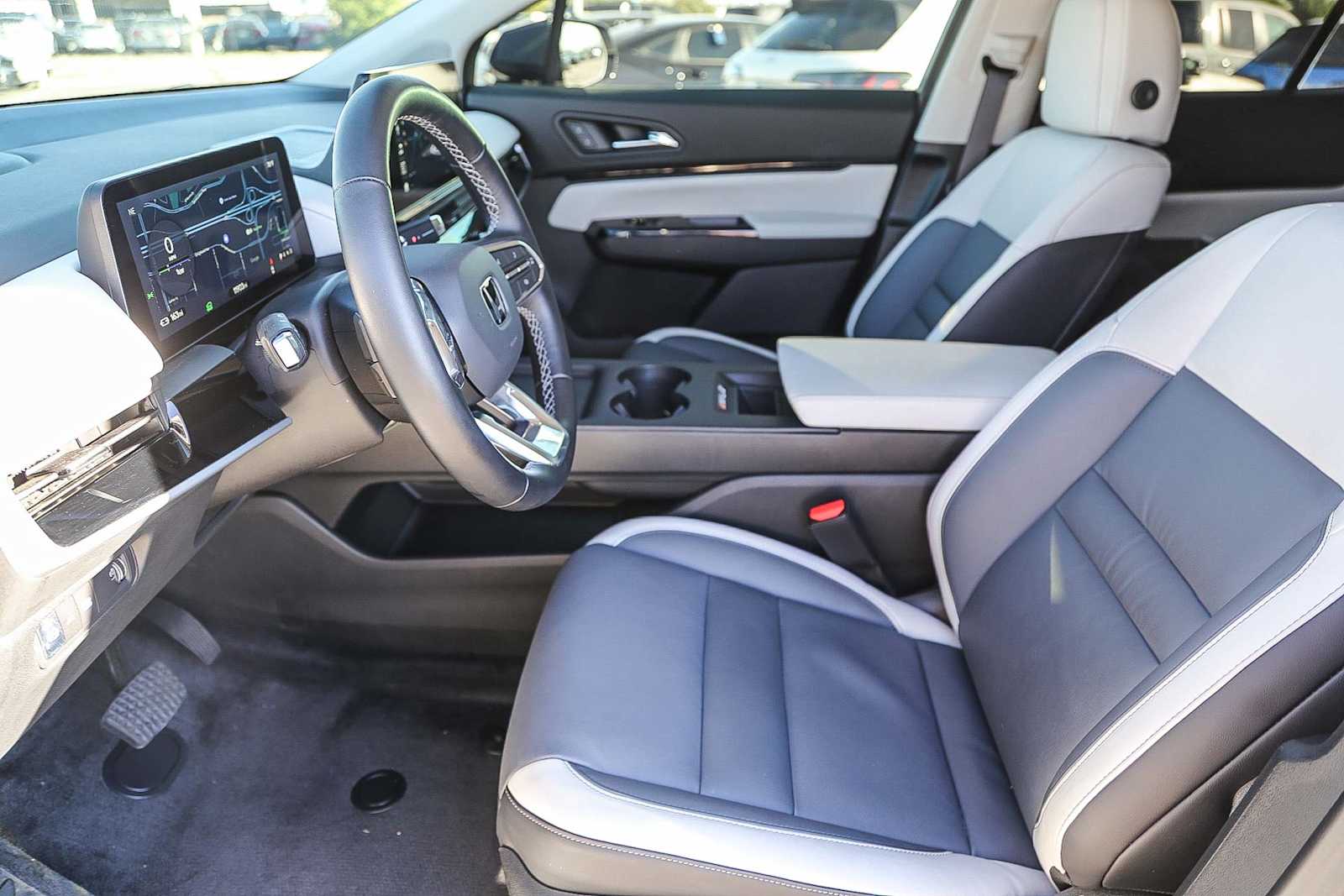 Thumbnail: 2025 Honda Prologue - 17