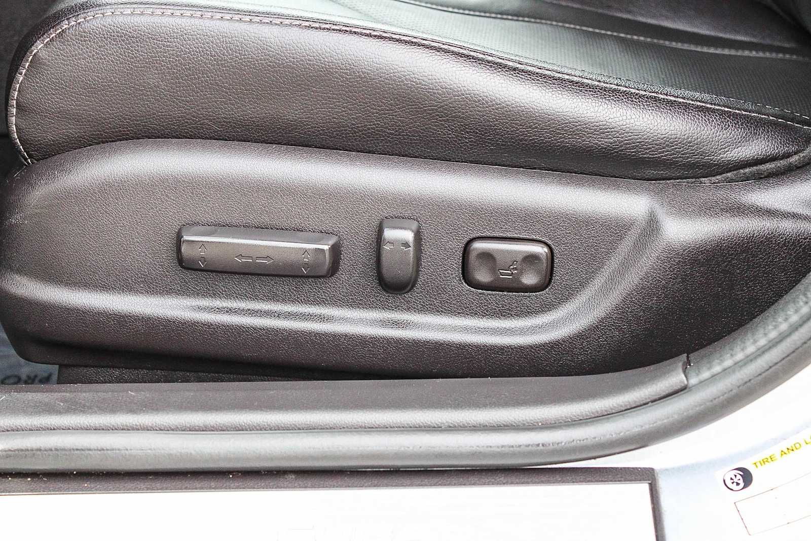 Thumbnail: 2020 Acura ILX - 19