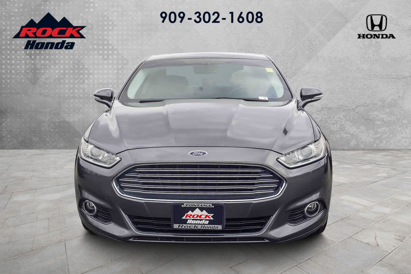 2015 Ford Fusion Titanium photo 2