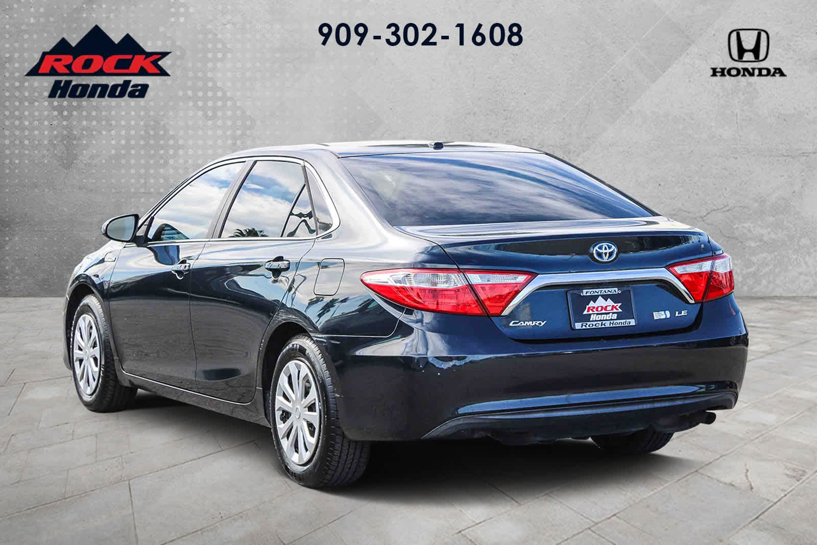 Thumbnail: 2015 Toyota Camry - 6