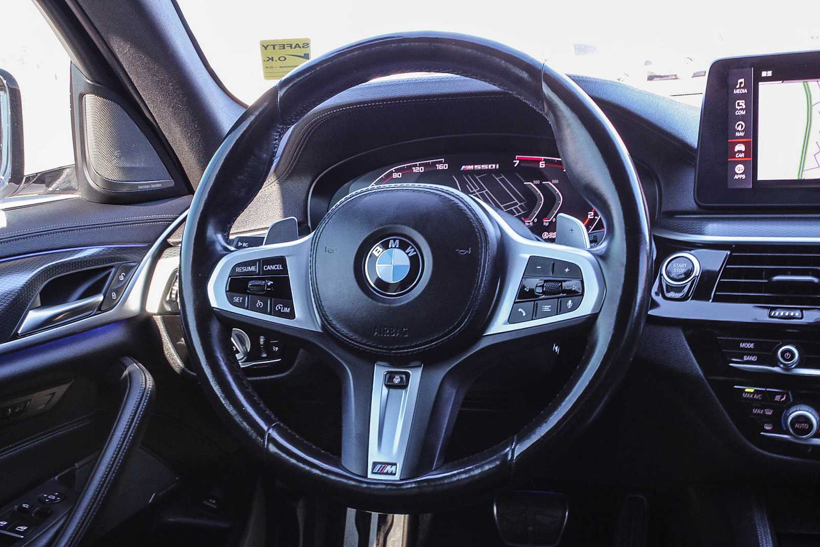 Thumbnail: 2022 BMW 5 Series - 14