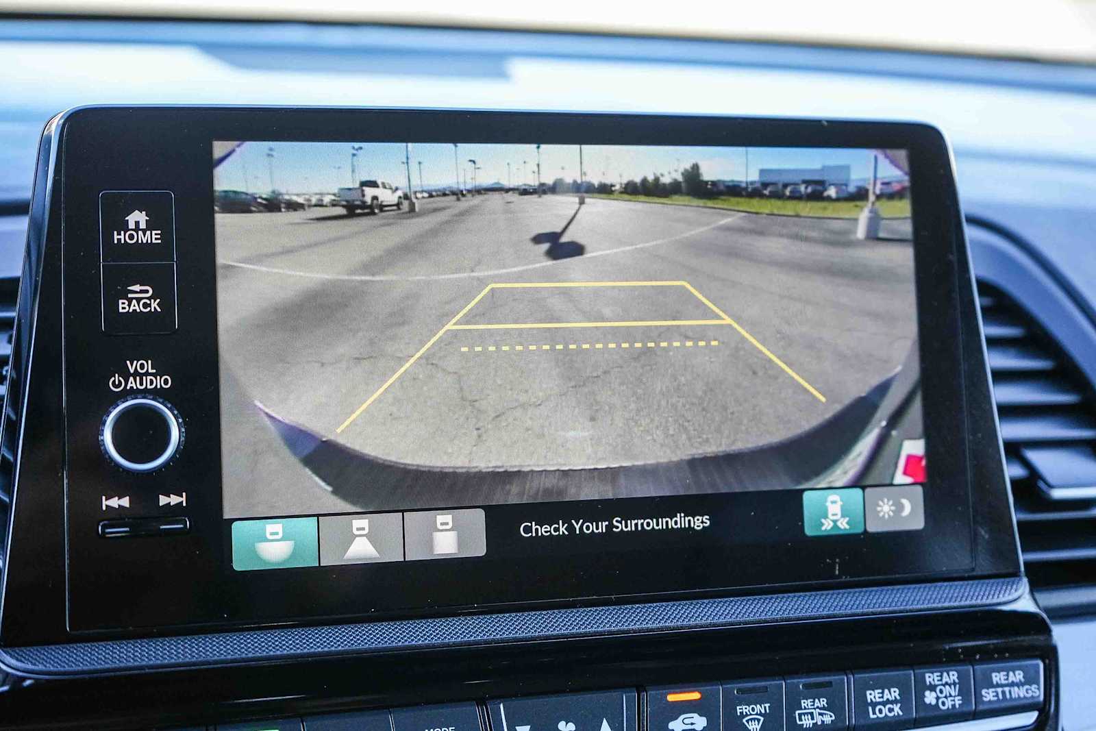 Thumbnail: 2025 Honda Odyssey - 24