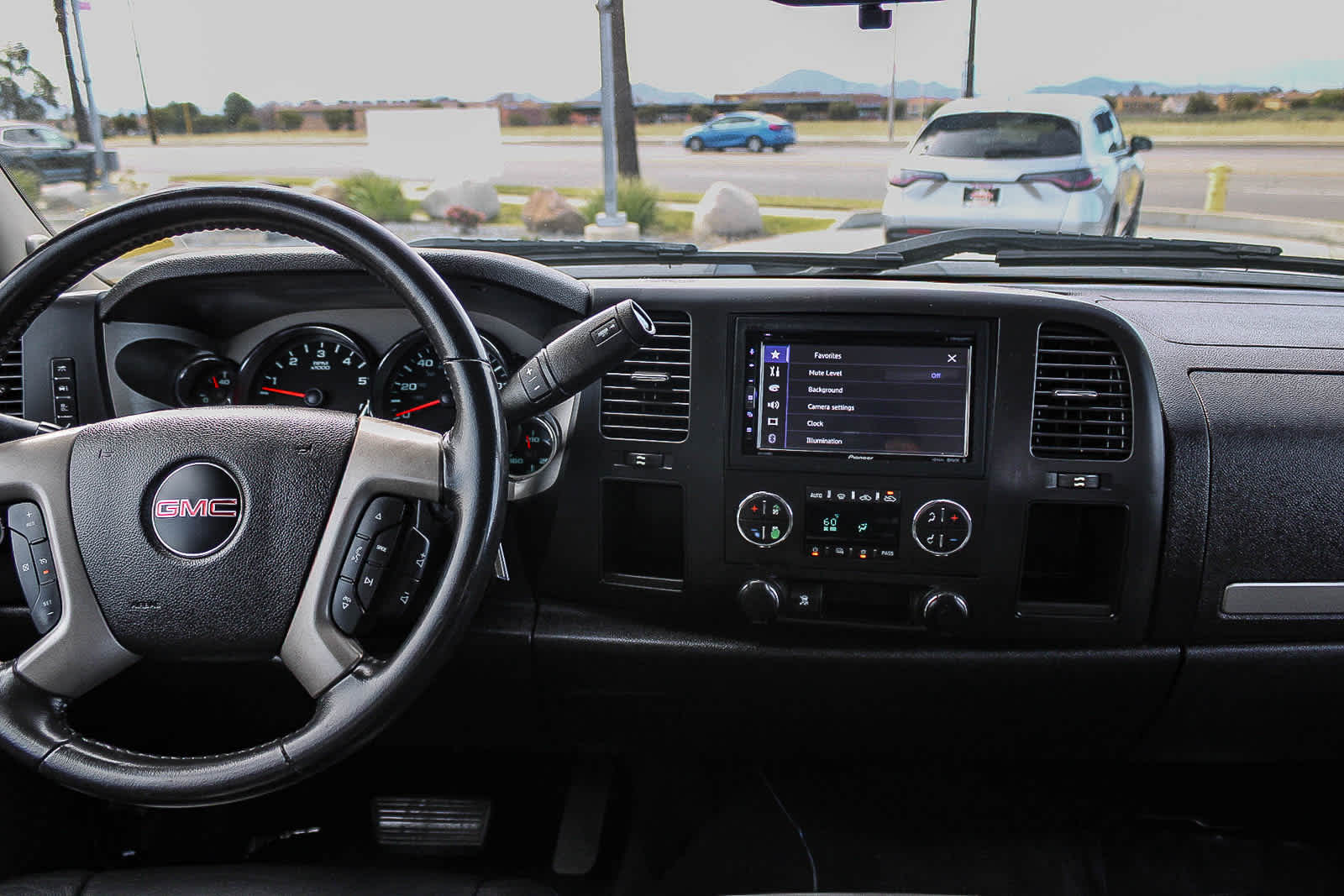 Thumbnail: 2011 GMC Sierra 1500 - 13