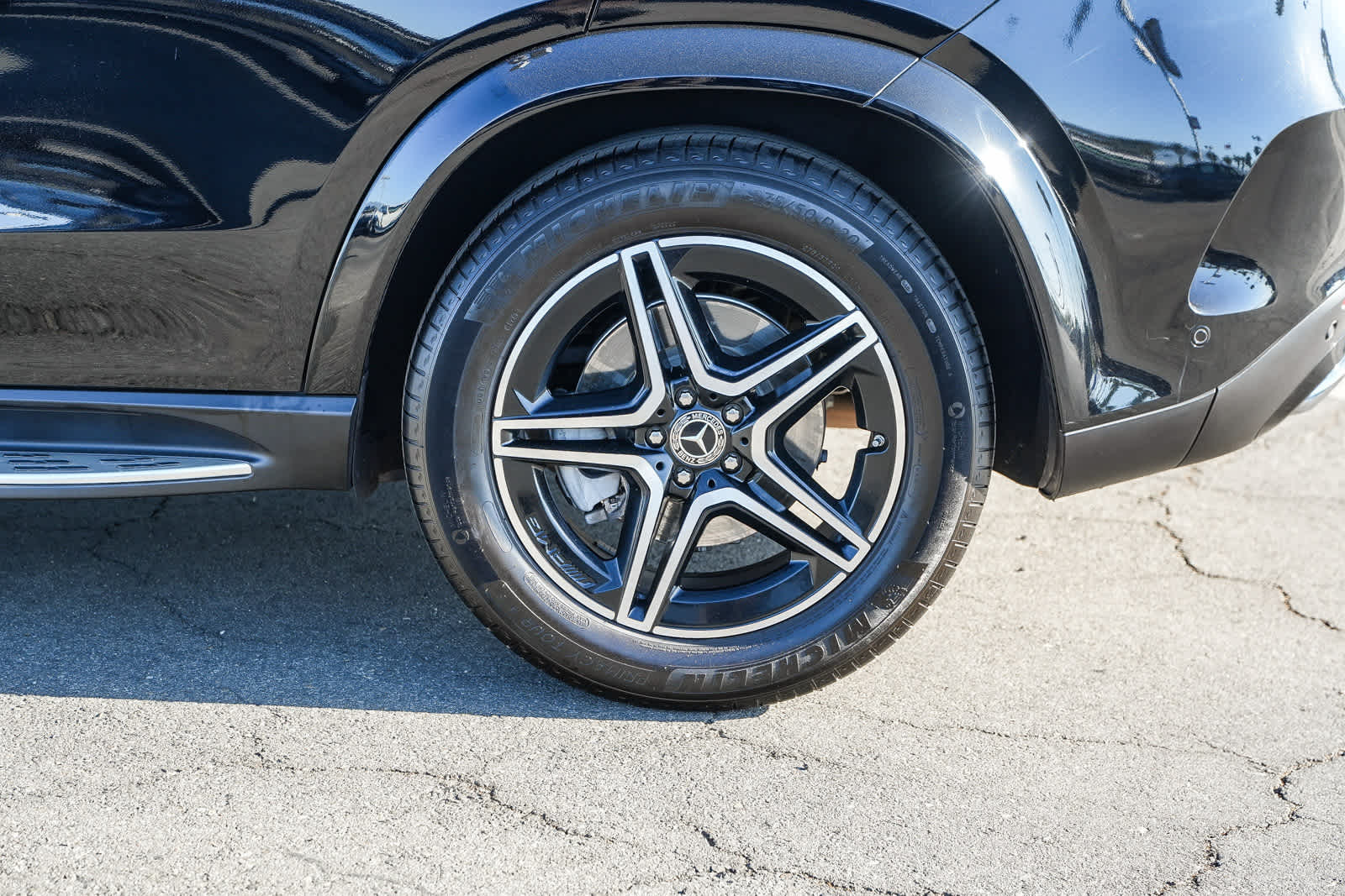 Thumbnail: 2020 Mercedes-Benz GLE - 10