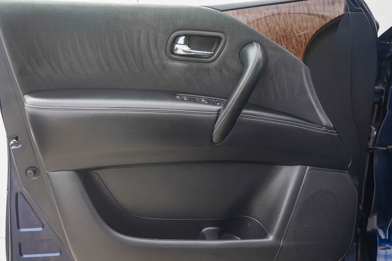 Thumbnail: 2019 Nissan Armada - 17