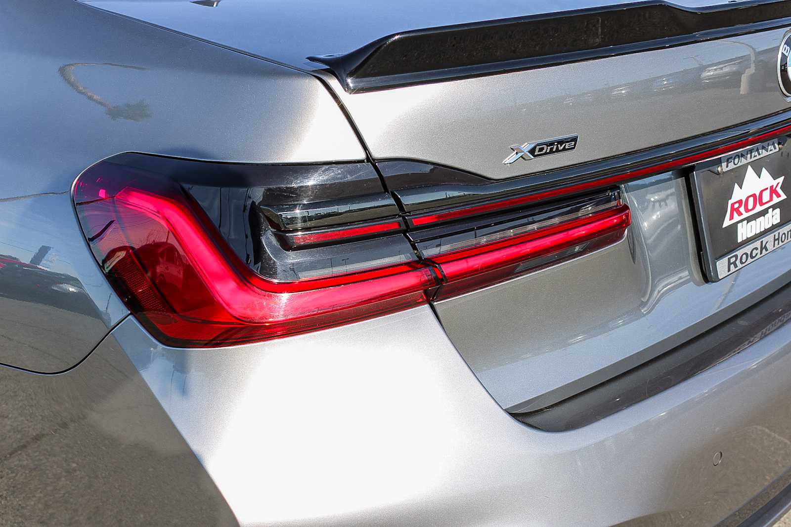 2022 BMW 750i xDrive photo 6