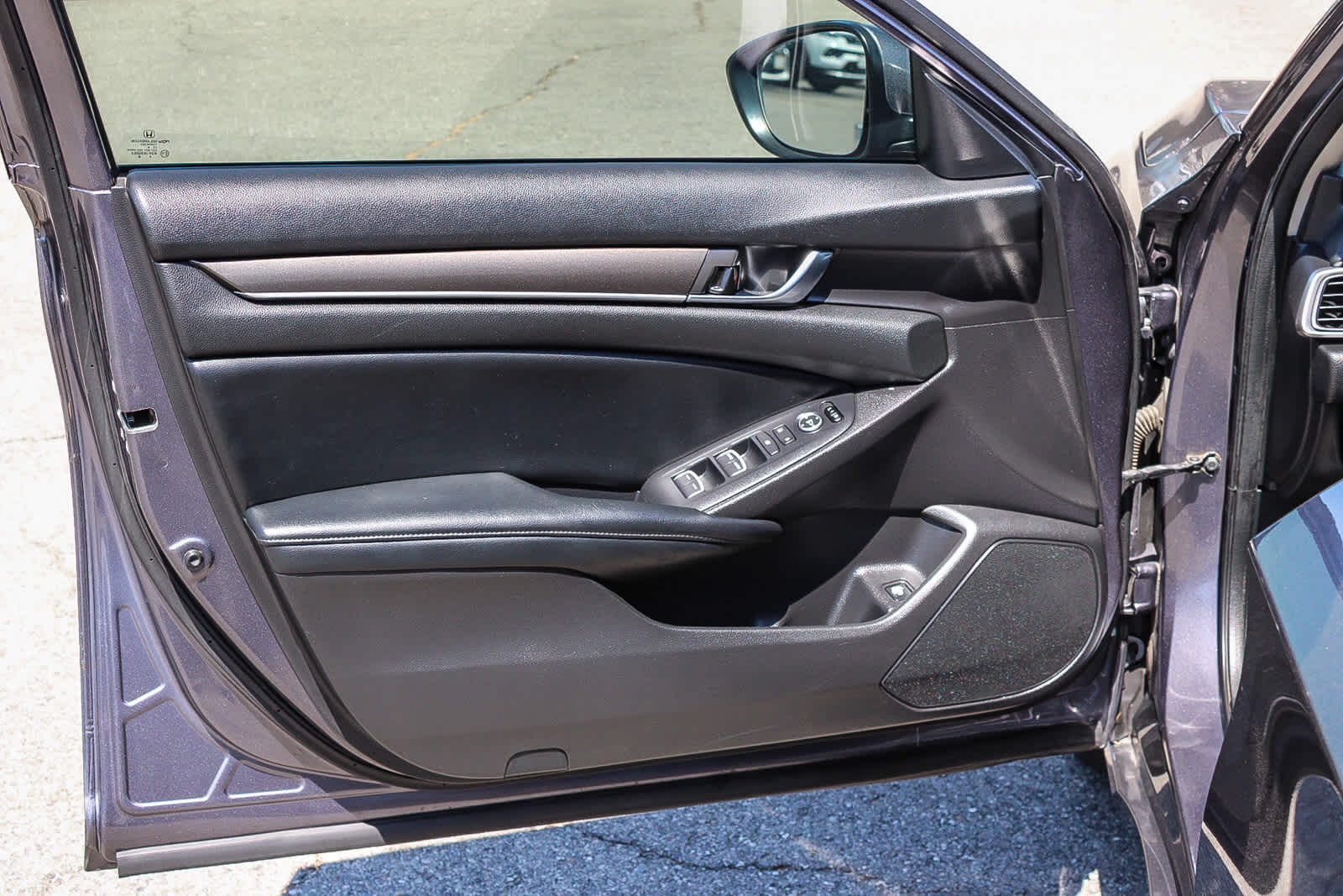 Thumbnail: 2018 Honda Accord - 21