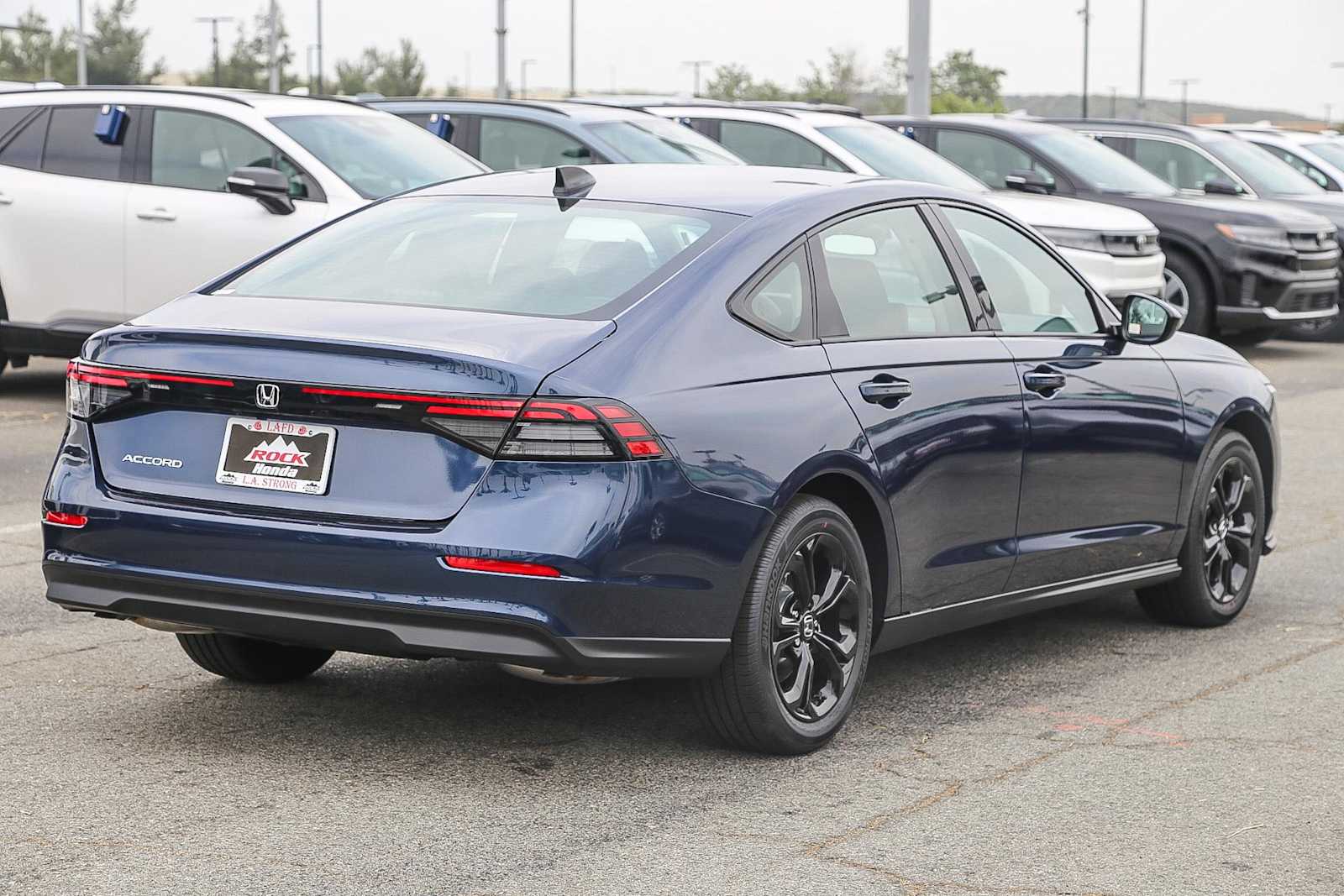 2025 Honda Accord SE photo 3