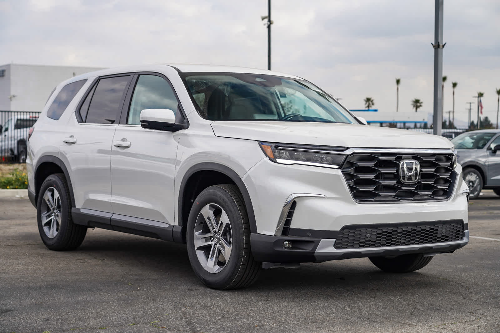 Thumbnail: 2025 Honda Pilot - 5