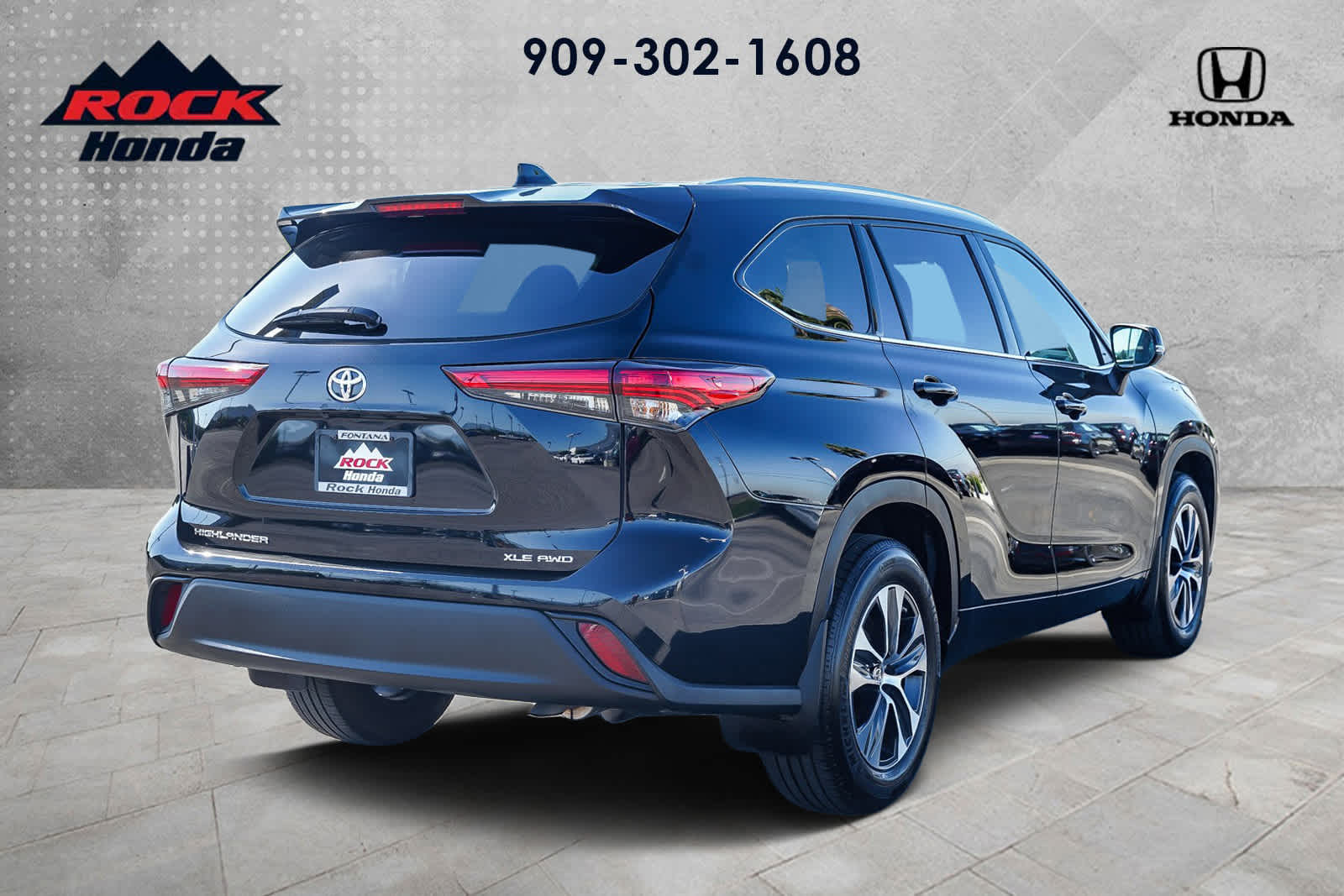 2020 Toyota Highlander XLE photo 4