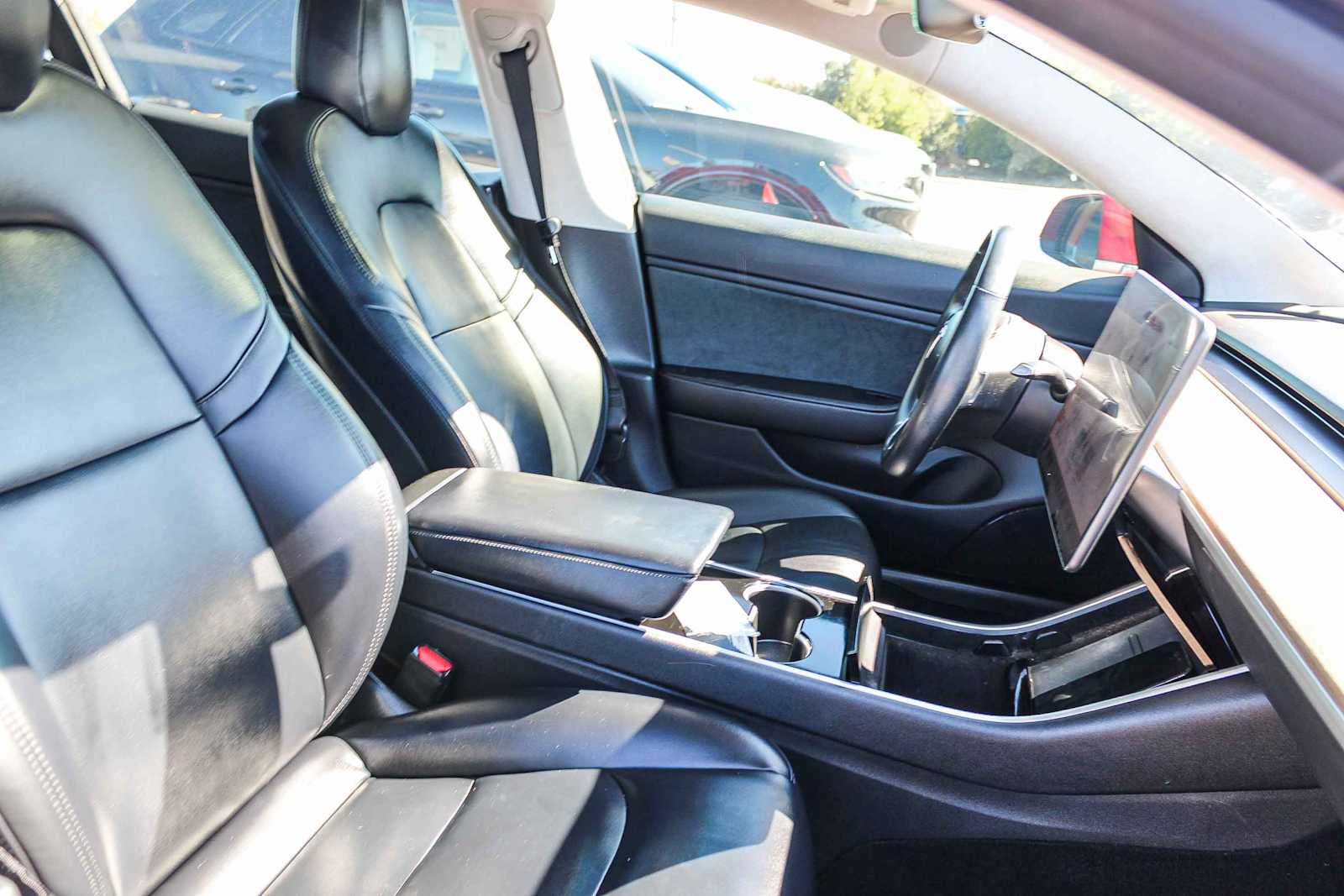 Thumbnail: 2017 Tesla Model 3 - 15