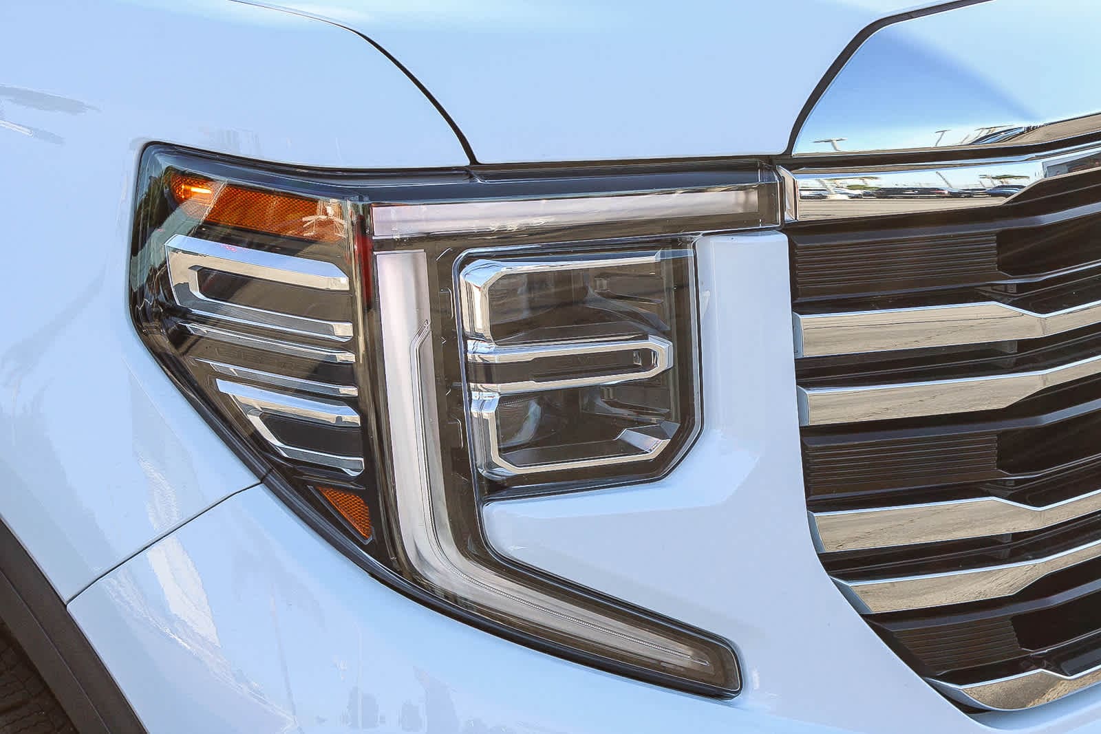 Thumbnail: 2022 GMC Sierra 1500 - 3