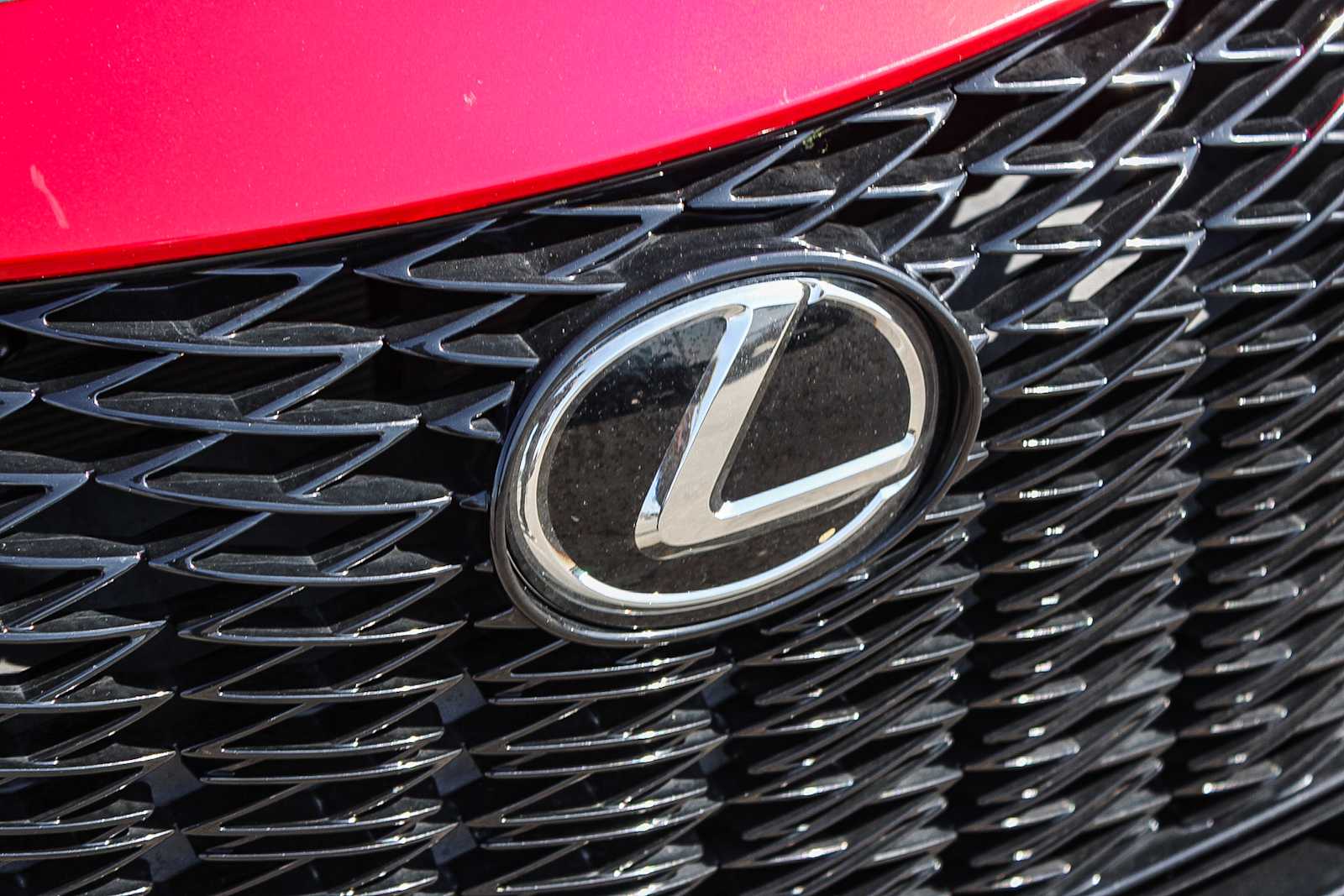 2022 LEXUS IS 350 F SPORT photo 4