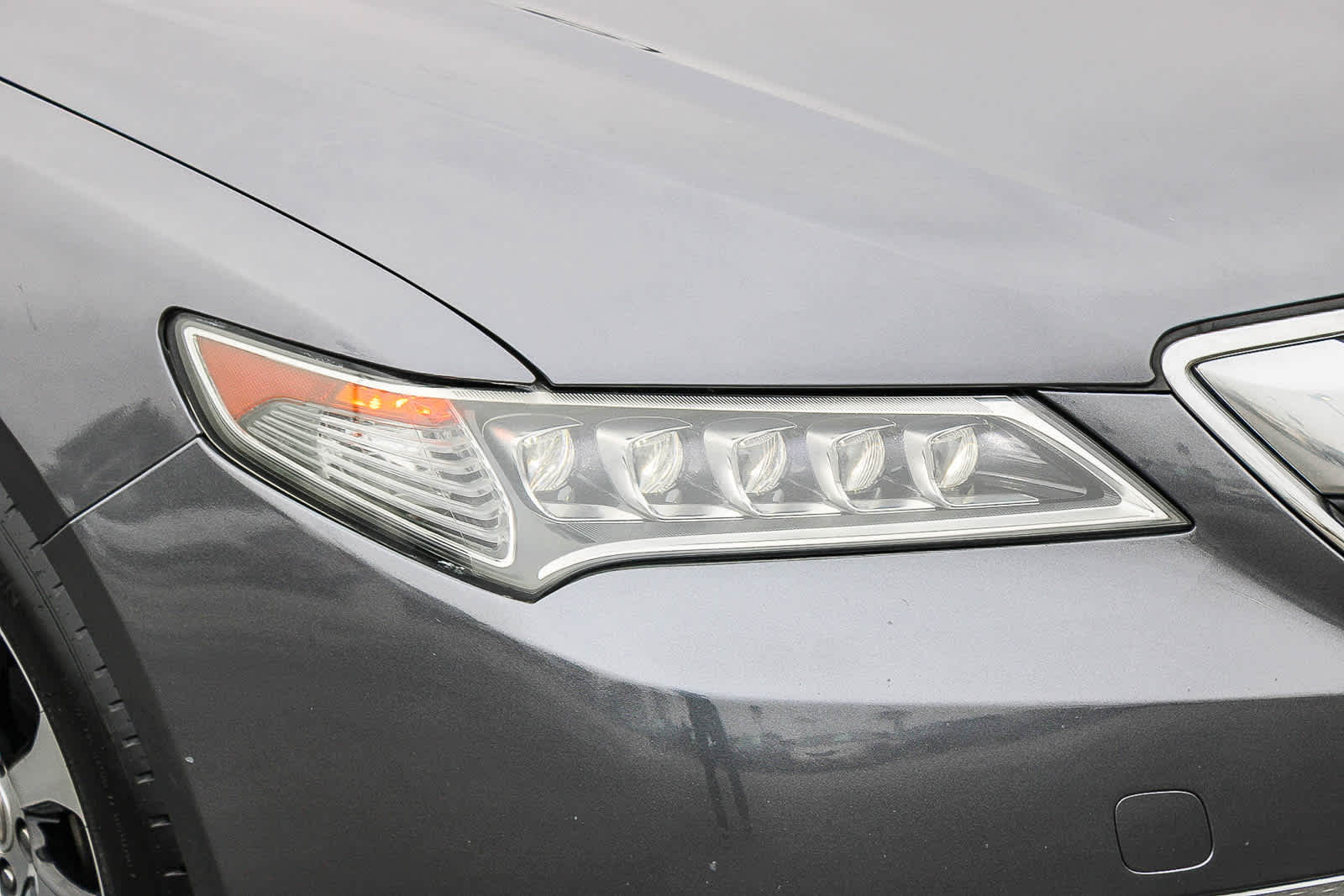 Thumbnail: 2017 Acura TLX - 4