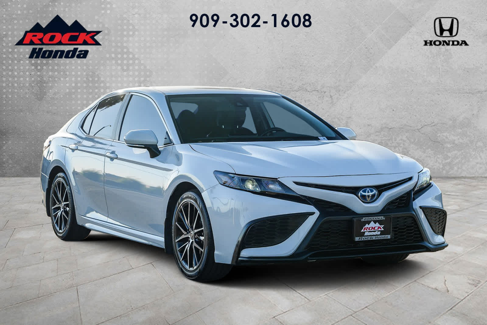 Thumbnail: 2023 Toyota Camry - 3