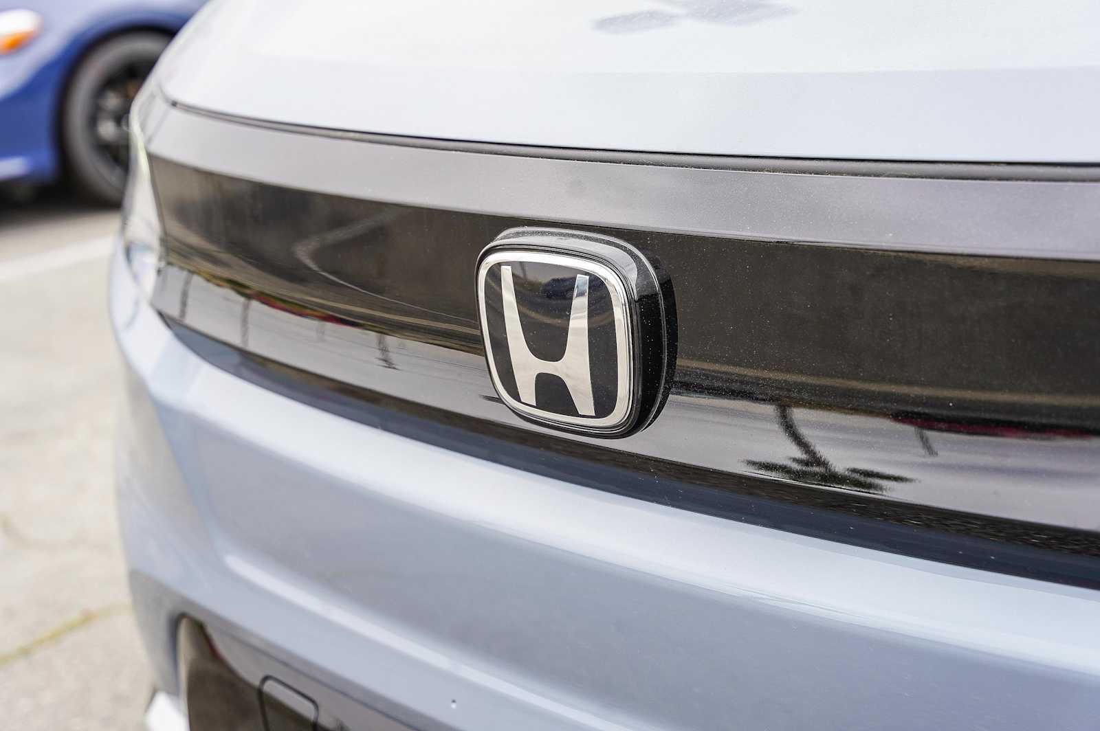 Thumbnail: 2025 Honda Prologue - 11