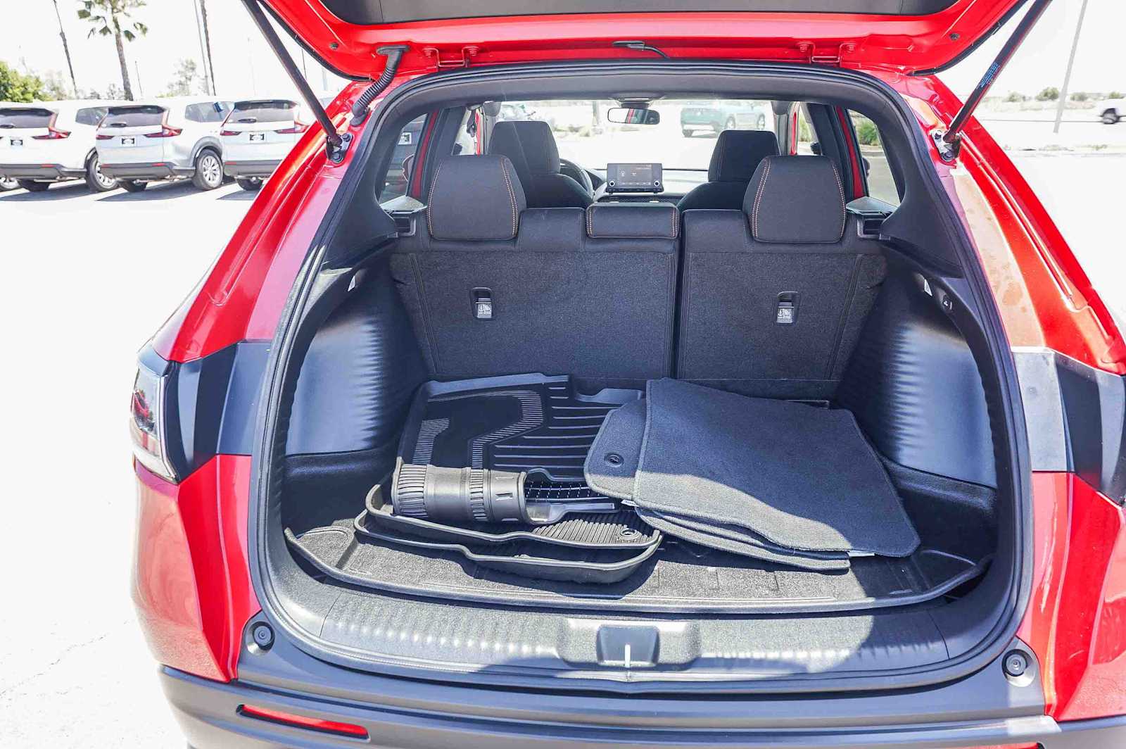 Thumbnail: 2025 Honda HR-V - 27