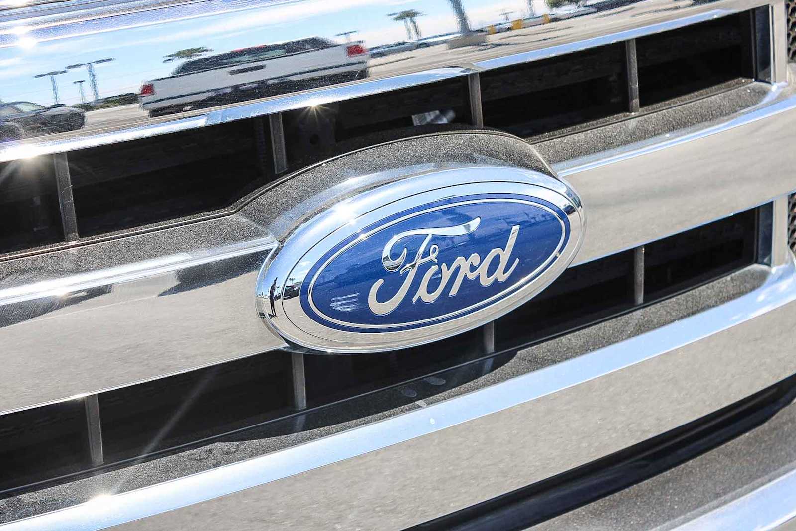 2017 Ford F-150 photo 4