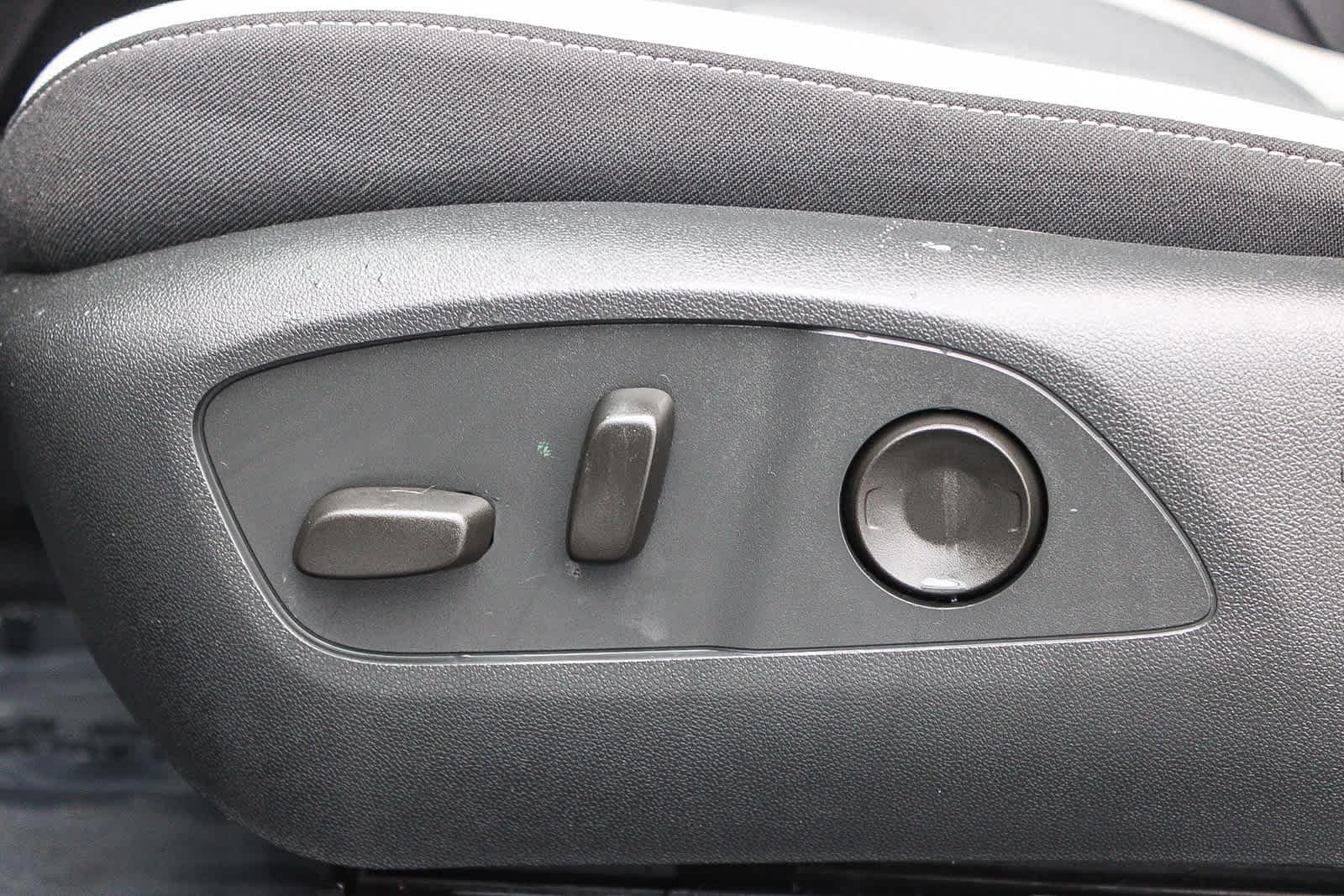 Thumbnail: 2025 Honda Prologue - 20