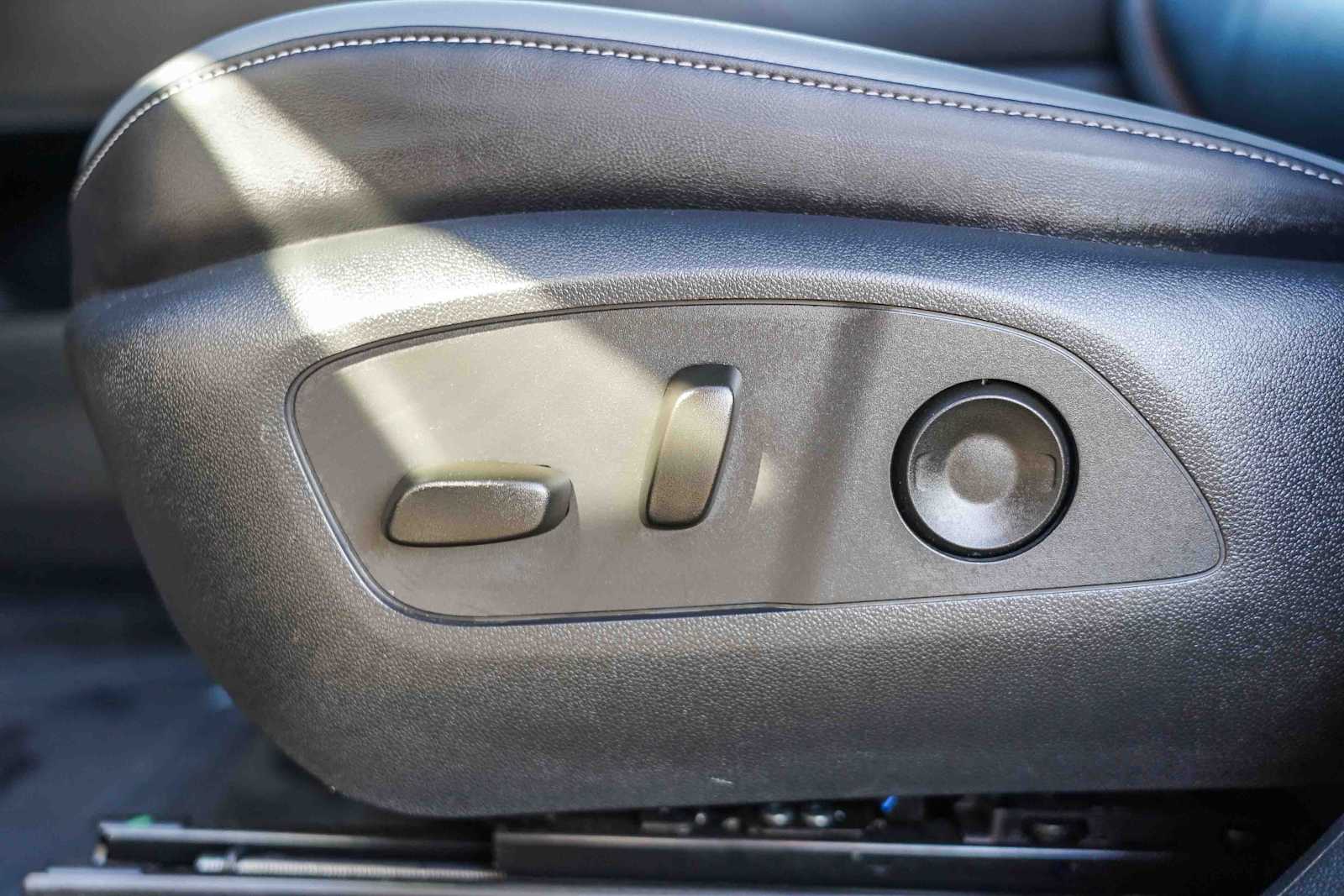 Thumbnail: 2024 Honda Prologue - 21