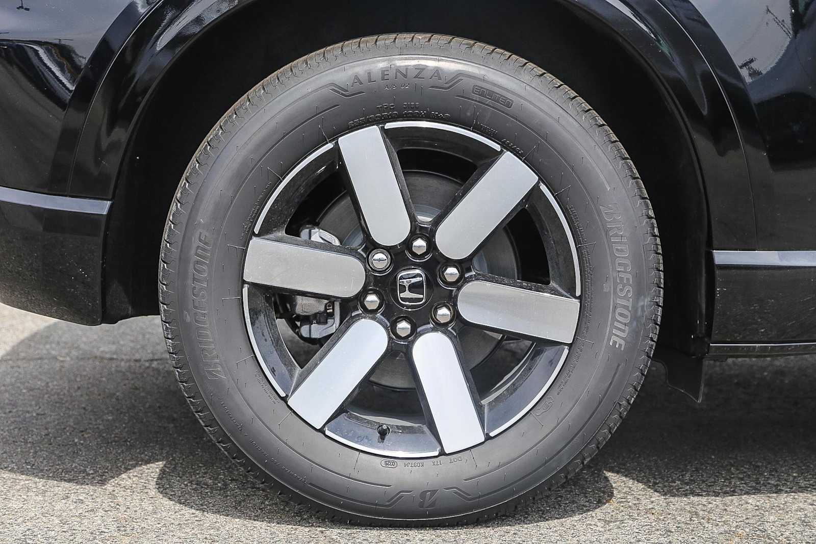 Thumbnail: 2026 Honda Prologue - 11