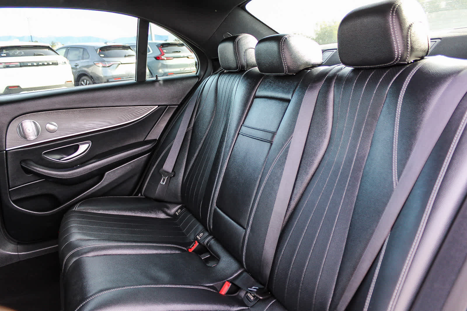 Thumbnail: 2021 Mercedes-Benz E-Class - 18