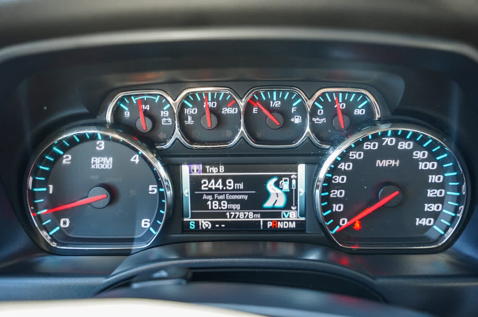 Thumbnail: 2015 Chevrolet Silverado 1500 - 21