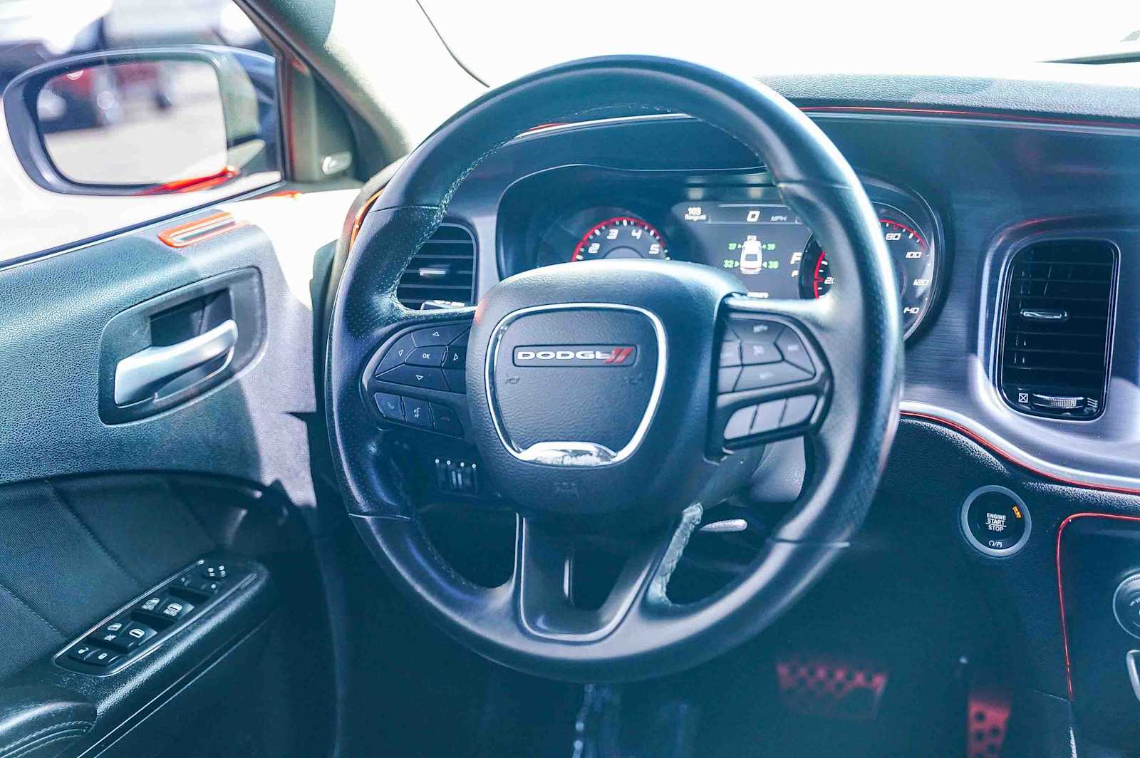 Thumbnail: 2018 Dodge Charger - 15